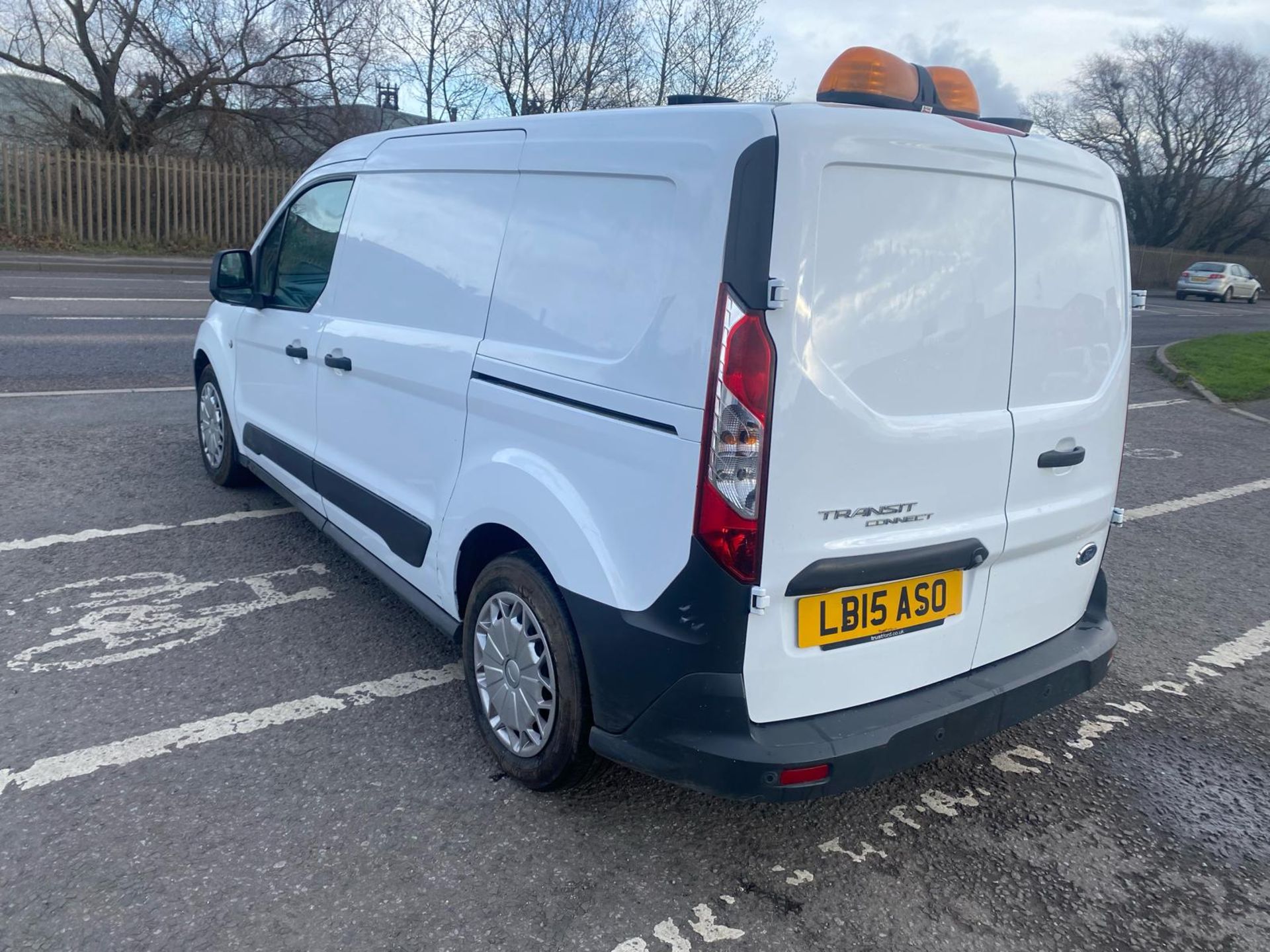 2015 15 FORD TRANSIT CONNECT LWB PANEL VAN - 95K MILES - AIR CON - TWIN SIDE DOORS - EX WATER BOARD - Image 5 of 14