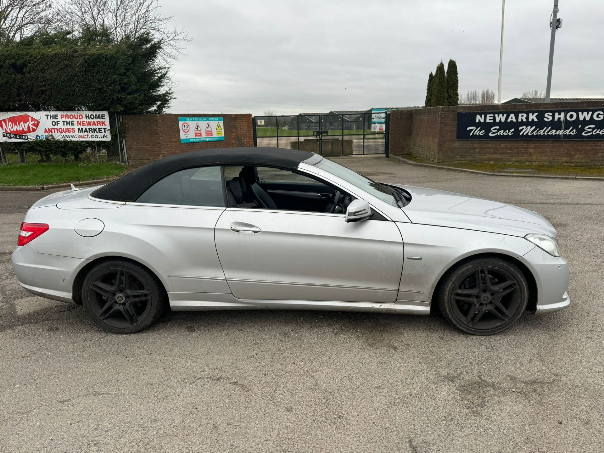 2011 61 MERCEDES E350 CONVERTIBLE - 75K MILES - 1 OWNER - Image 7 of 12