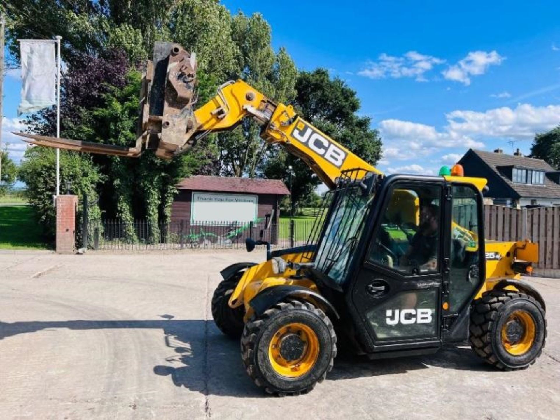 JCB 525-60 HI VIZ 4WD TELEHANDLER *YEAR 2015* - Image 10 of 12