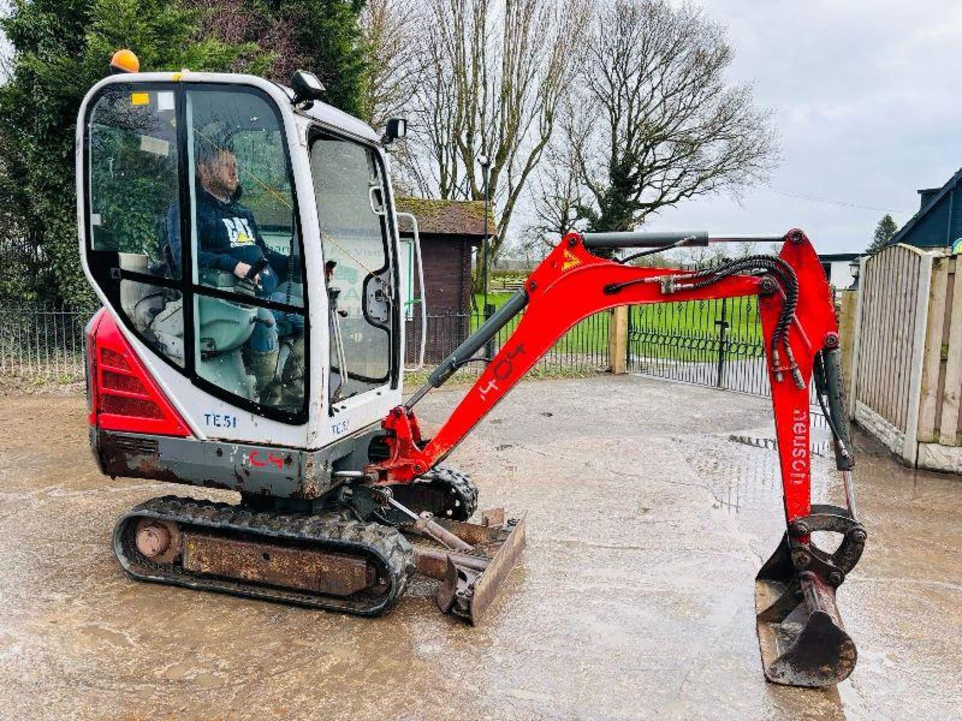 NEUSON TE51 TRACKED EXCAVATOR C/W EXPANDING TRACKS