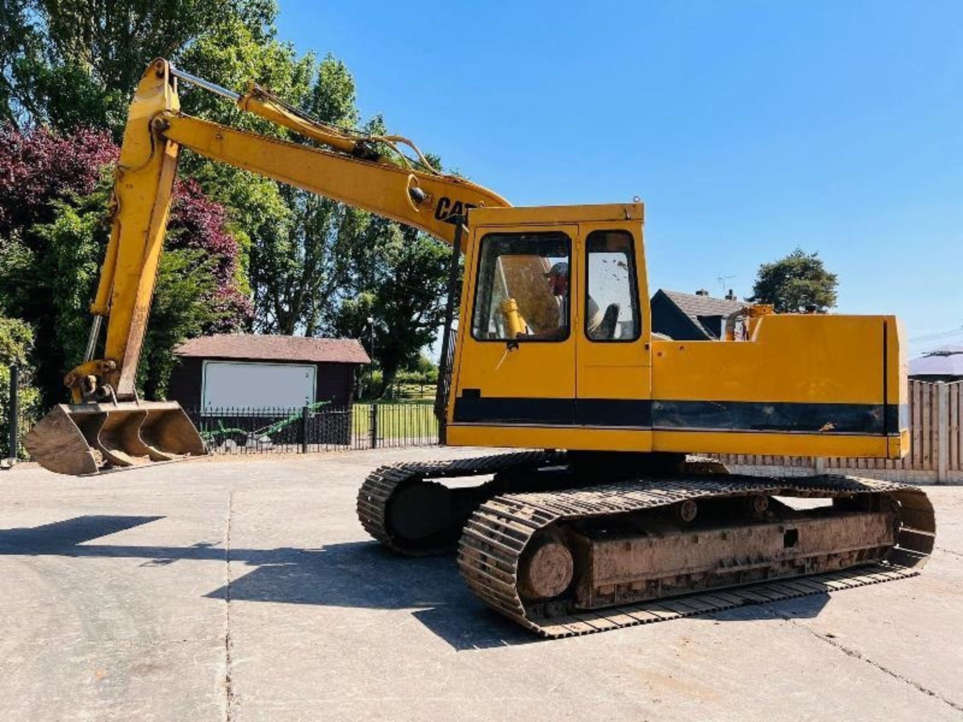 CATERPILLAR 211BLC TRACKED EXCAVATOR C/W PERKINS ENGINE