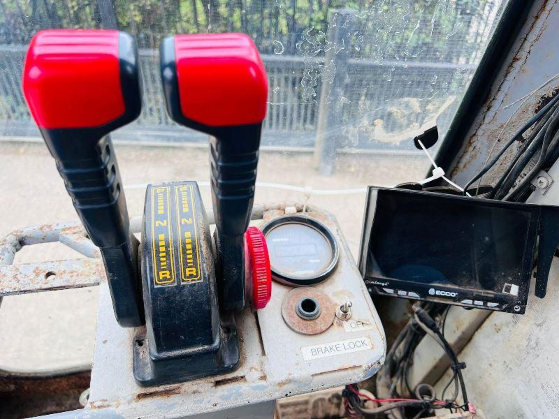 MOROOKA CG150 TRACKED DUMPER C/W RUBBER TRACKS & REVERSE CAMERA - RECENTLY SERVICED - Image 3 of 19