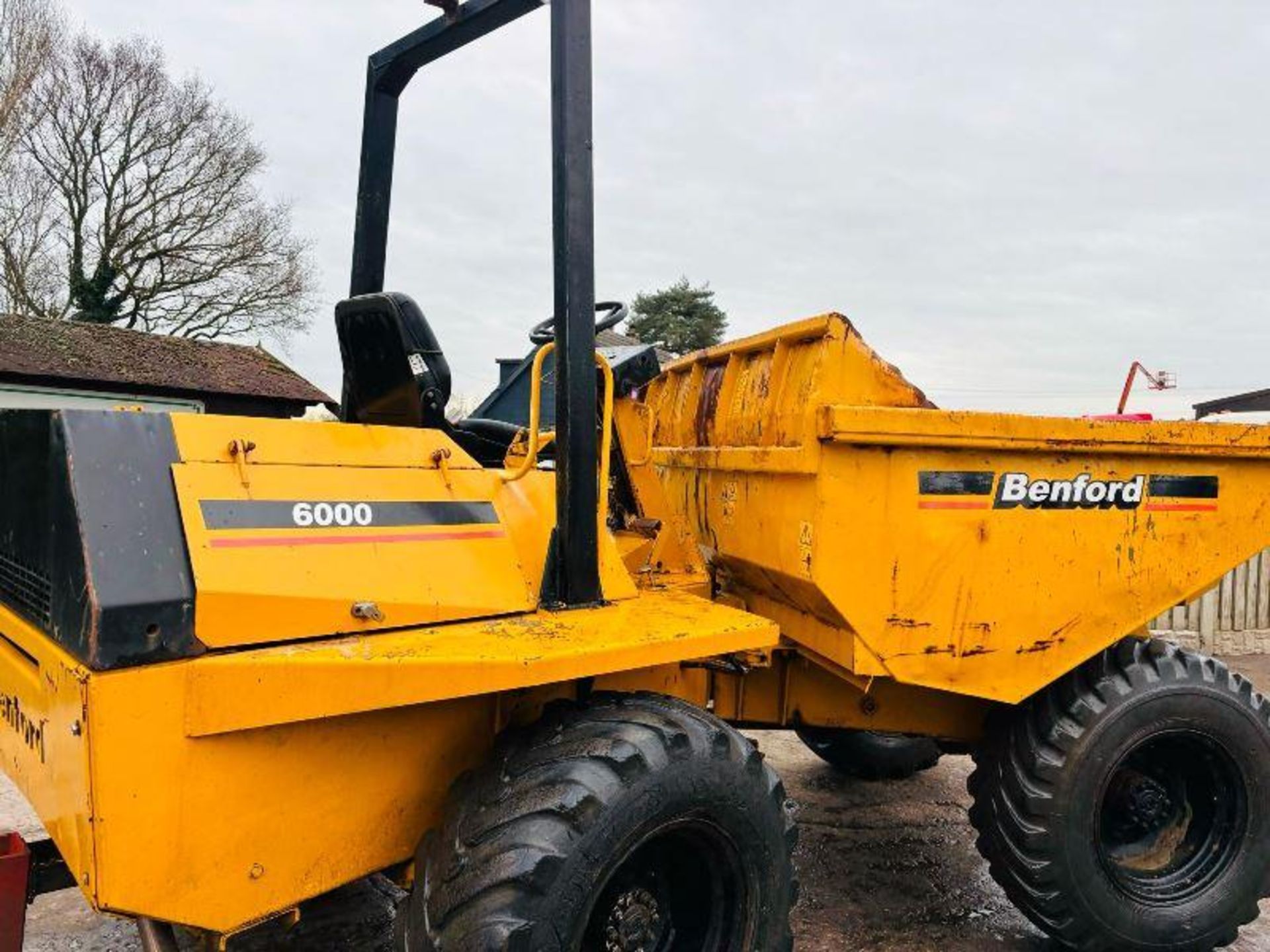 BENFORD 6000 4WD DUMPER C/W ROLE BAR, DEUTZ ENGINE - Image 8 of 15