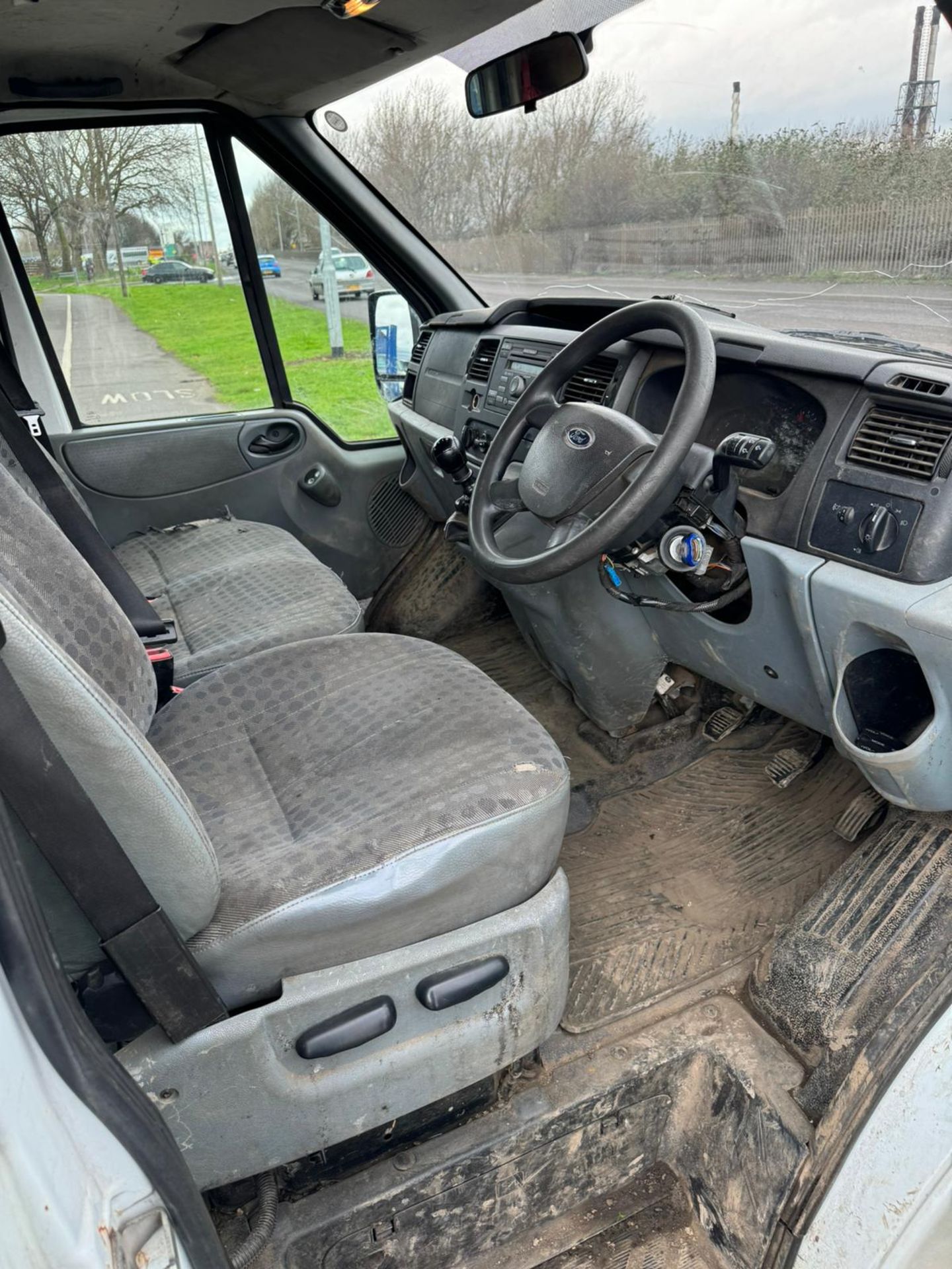 2011 11 FORD TRANSIT CREW CAB CAGED TIPPER - 204K MILES - Image 6 of 9