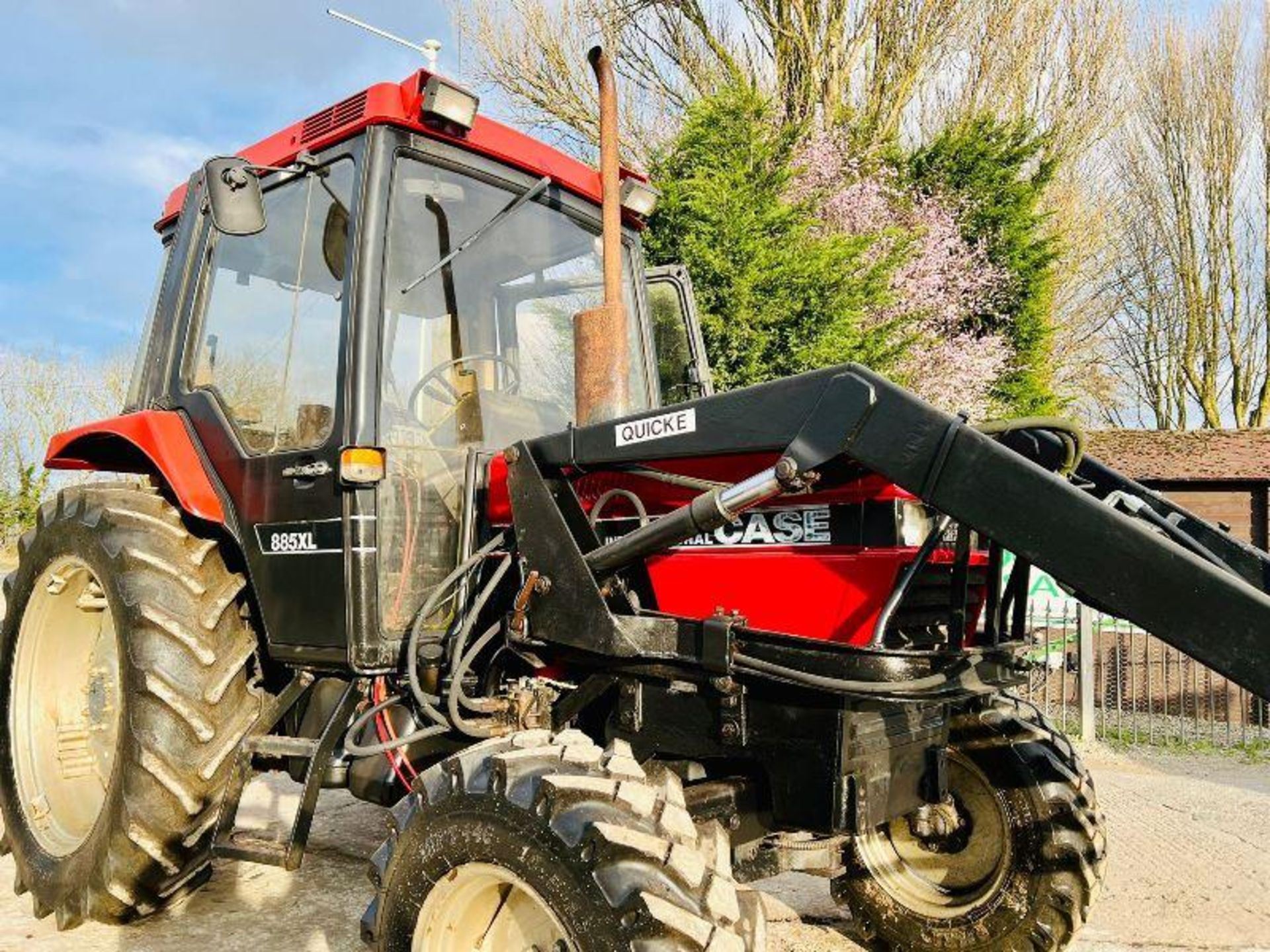 CASE 885XL TRACTOR C/W FRONT LOADER  - Image 11 of 19