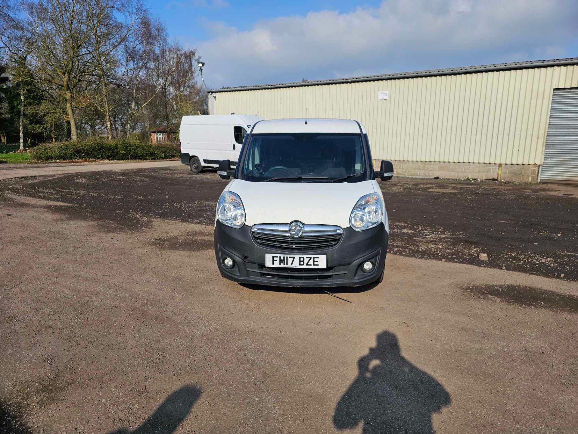 2017 17 VAUXHALL COMBO LWB 2300 CDTI S/S PANEL VAN - 64K MILES - EURO 6  - Image 7 of 9