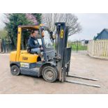 TCM FD25 Z5T DIESEL CONTAINER SPEC FORKLIFT C/W SIDE SHIFT 