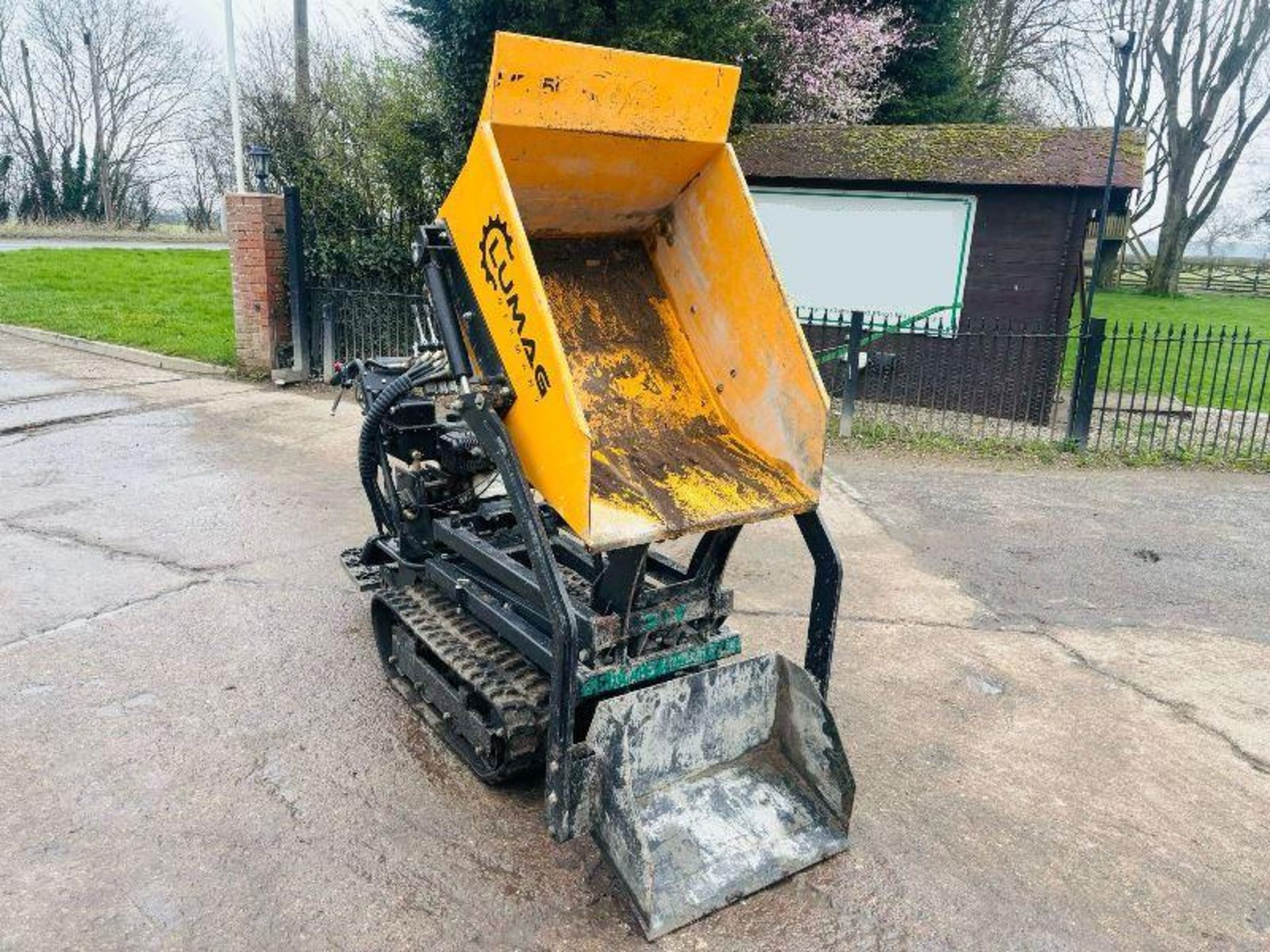 LUMAG SELF LOADING TRACKED PEDESTRIAN HIGH TIP DUMPER C/W RUBBER TRACKS  - Image 7 of 16