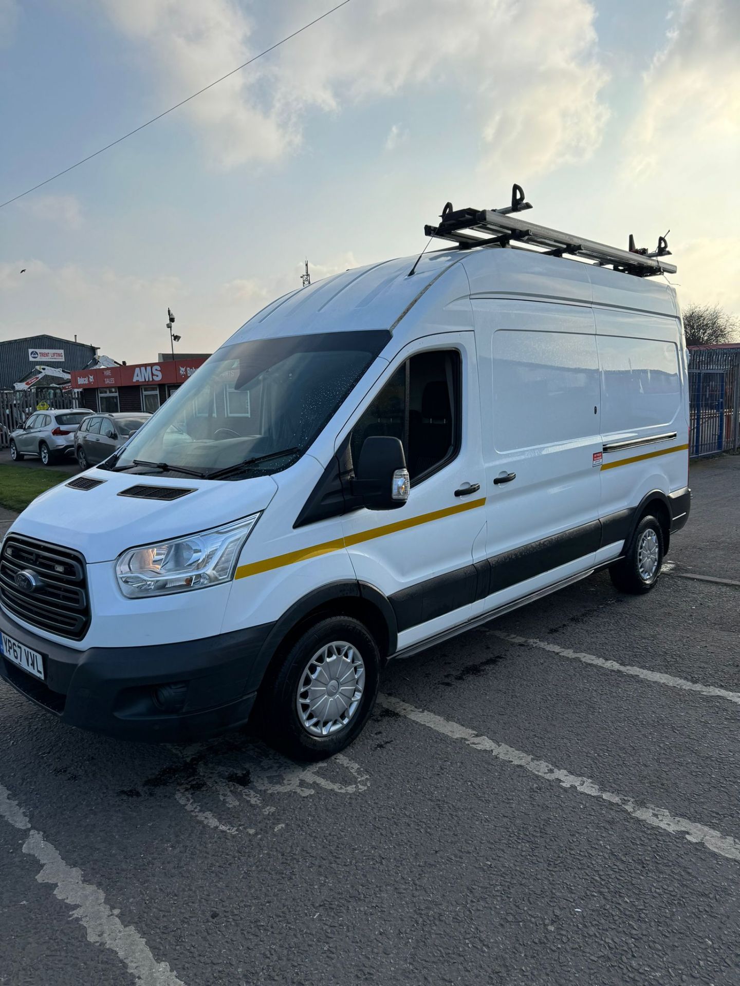 2017 67 FORD TRANSIT 350 PANEL VAN - 147K MILES - EURO 6 - ROOF RACK - TREND MODEL