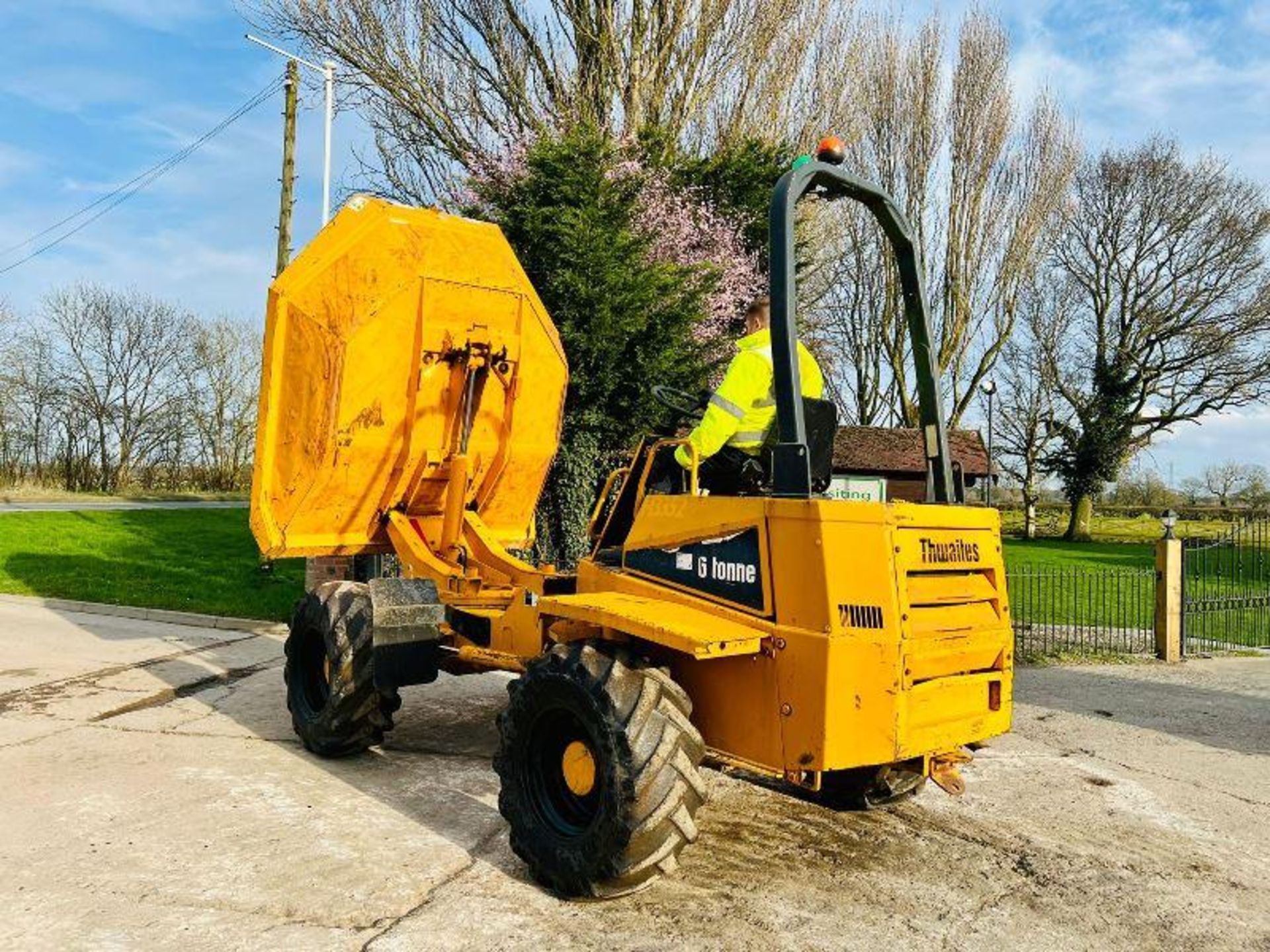 THWAITES 6 TON 4WD SWIVEL TIP DUMPER C/W PERKINS ENGINE   - Image 5 of 19