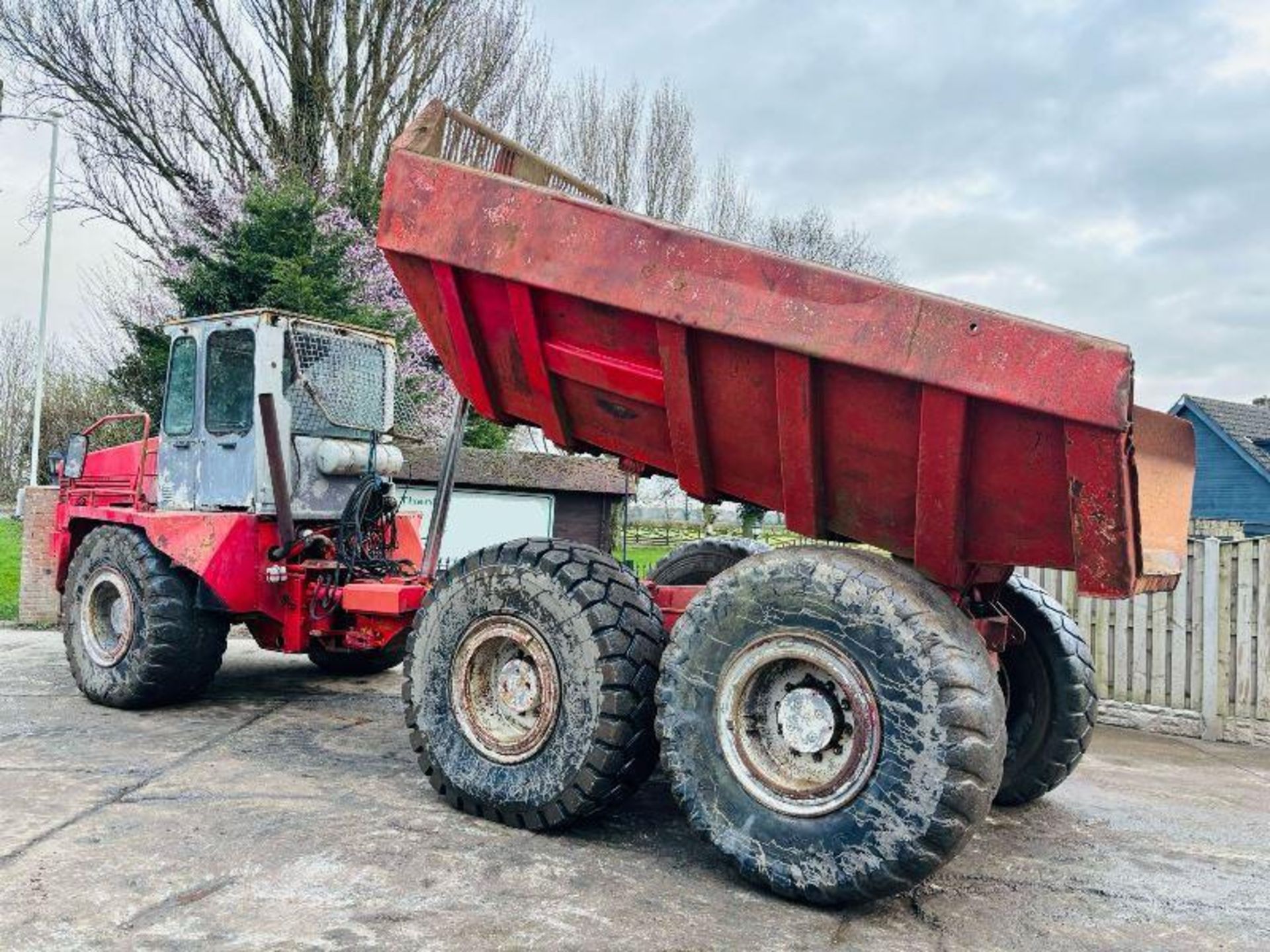 O&K D25 6X6 ARTICULATED DUMP TRUCK - Image 12 of 14