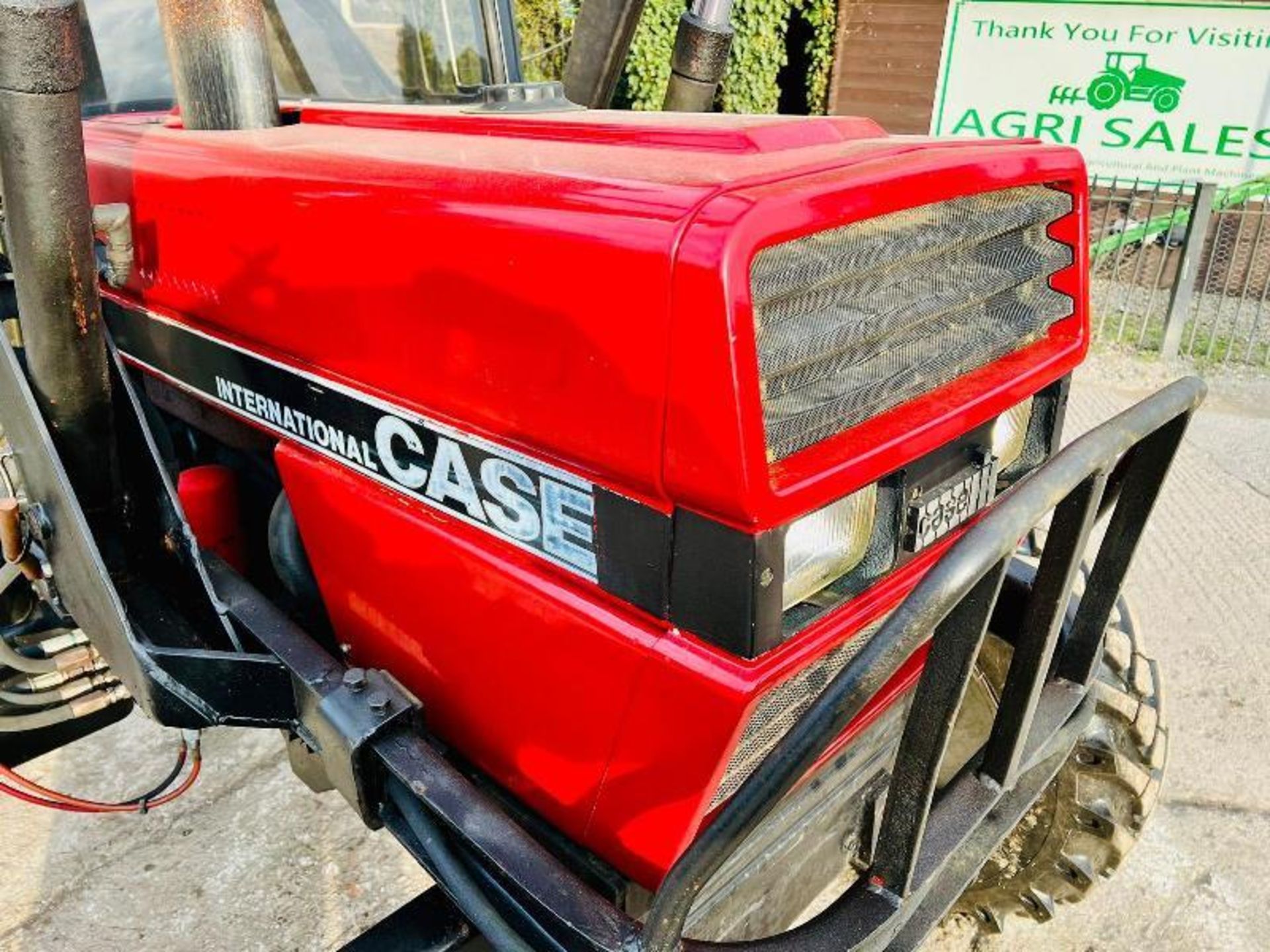 CASE 885XL TRACTOR C/W FRONT LOADER  - Image 8 of 19