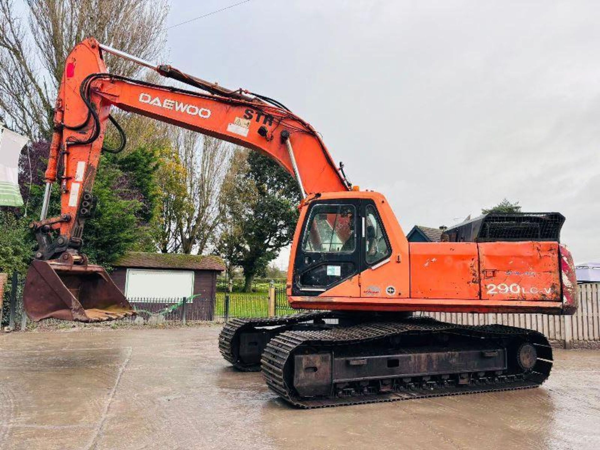 DAEWOO 290SL-V EXCAVATOR C/W QUICK HITCH & BUCKET - Bild 13 aus 17