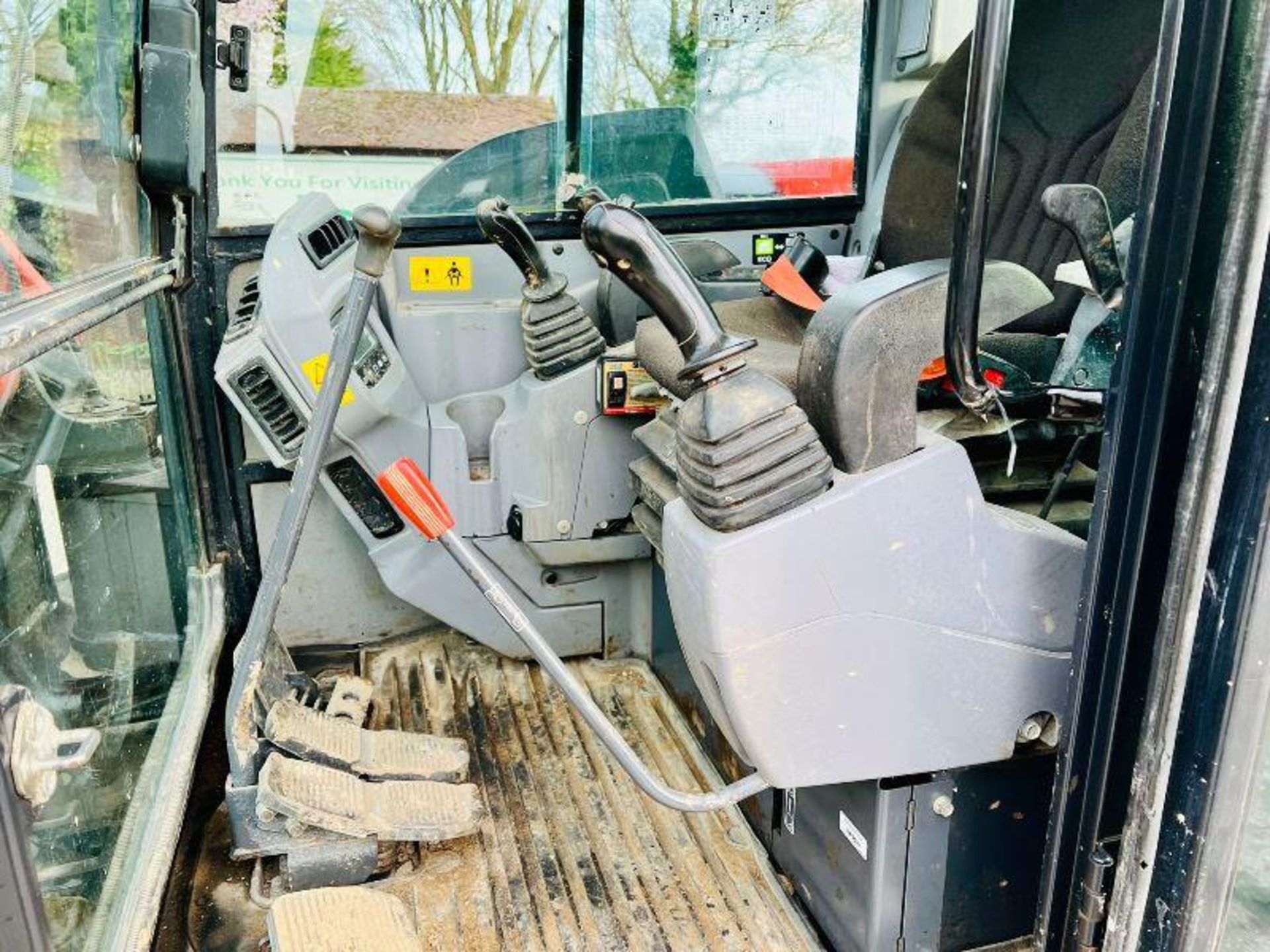 KUBOTA KX080-4 EXCAVATOR *ZERO SWING, YEAR 2020, 3497 HOURS* C/W QUICK HITCH - Image 10 of 17