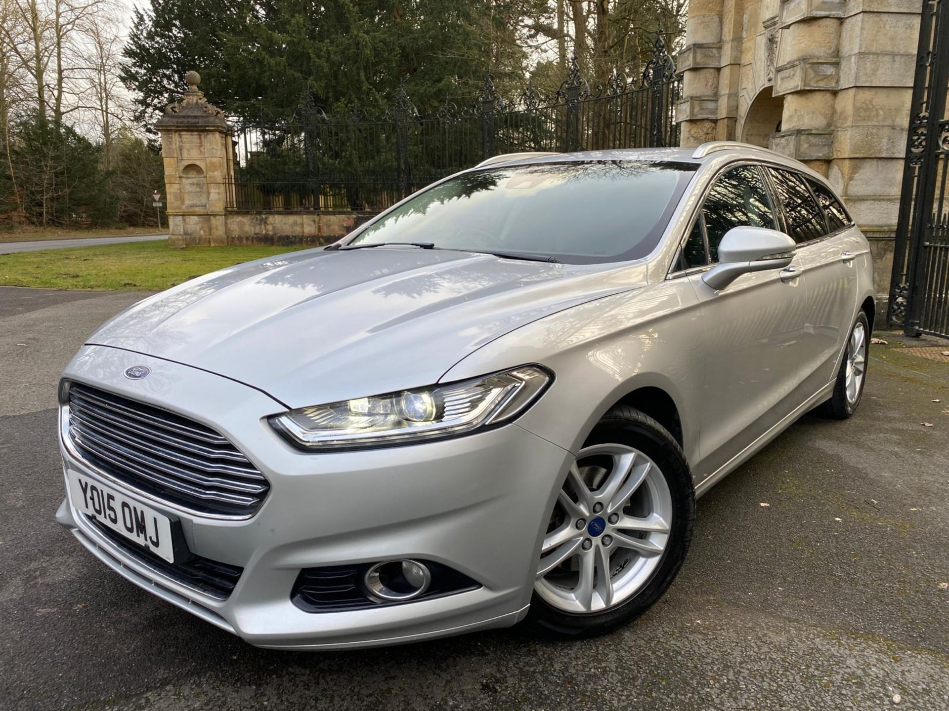 2015 FORD MONDEO TITANIUM ( X PACK ) ESTATE - 155K MILES - 2 KEYS - FSH & RECEIPTS FOR WORK PRESENT - Image 18 of 19