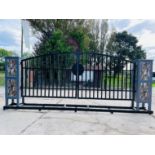 BRAND NEW STEEL TWIN OPENING STEEL GATE'S *15FT X 6FT 2 INCH*