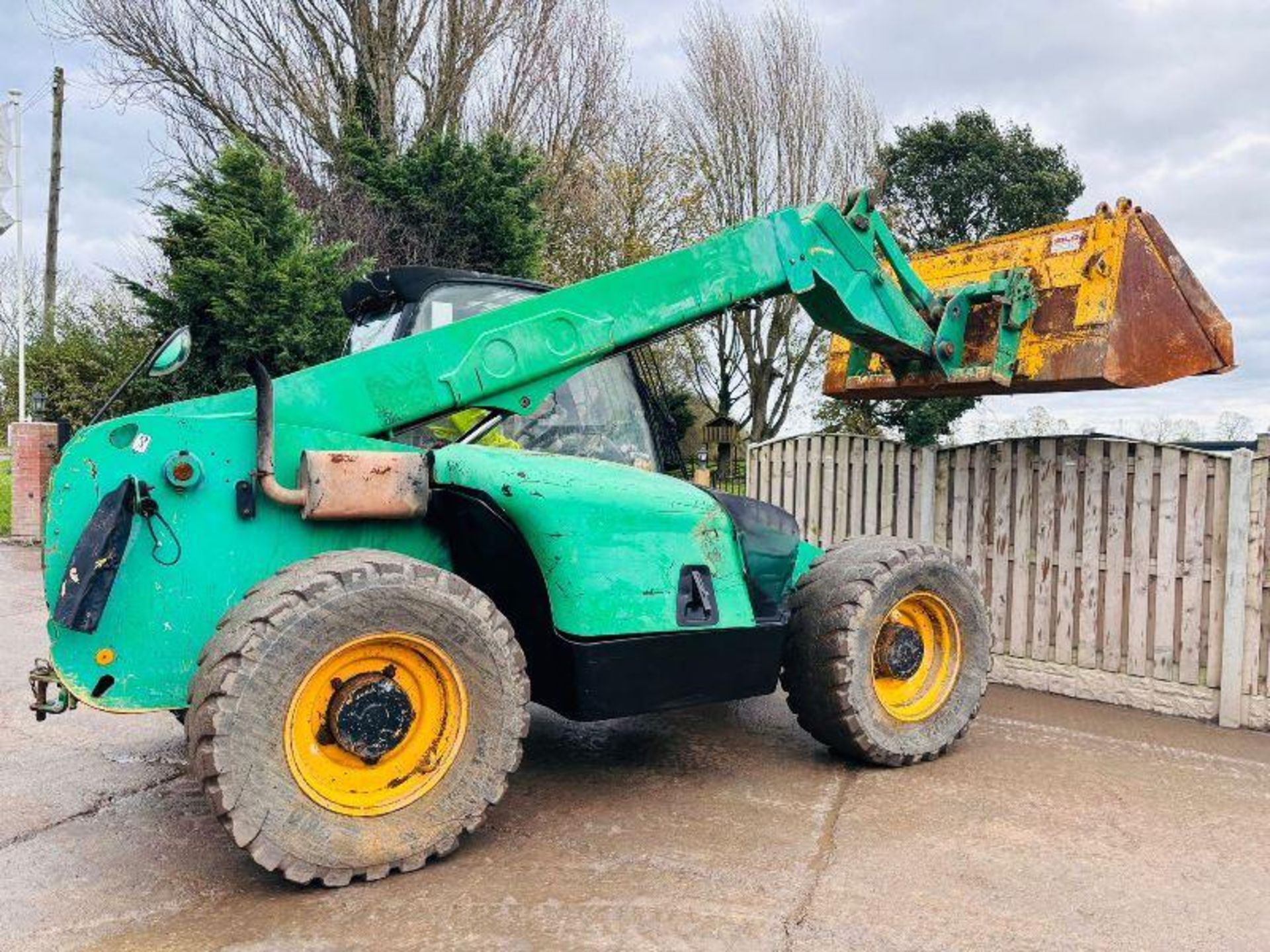 JCB 531-70 4WD TELEHANDLER C/W BUCKET. - Image 6 of 17