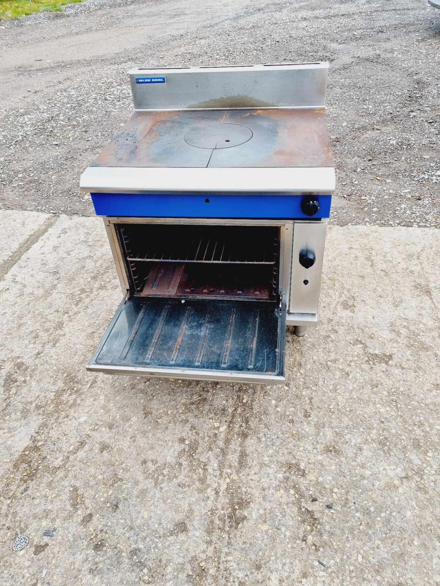 BLUE SEAL GAS SOLID TOP WITH OVEN - Bild 2 aus 4