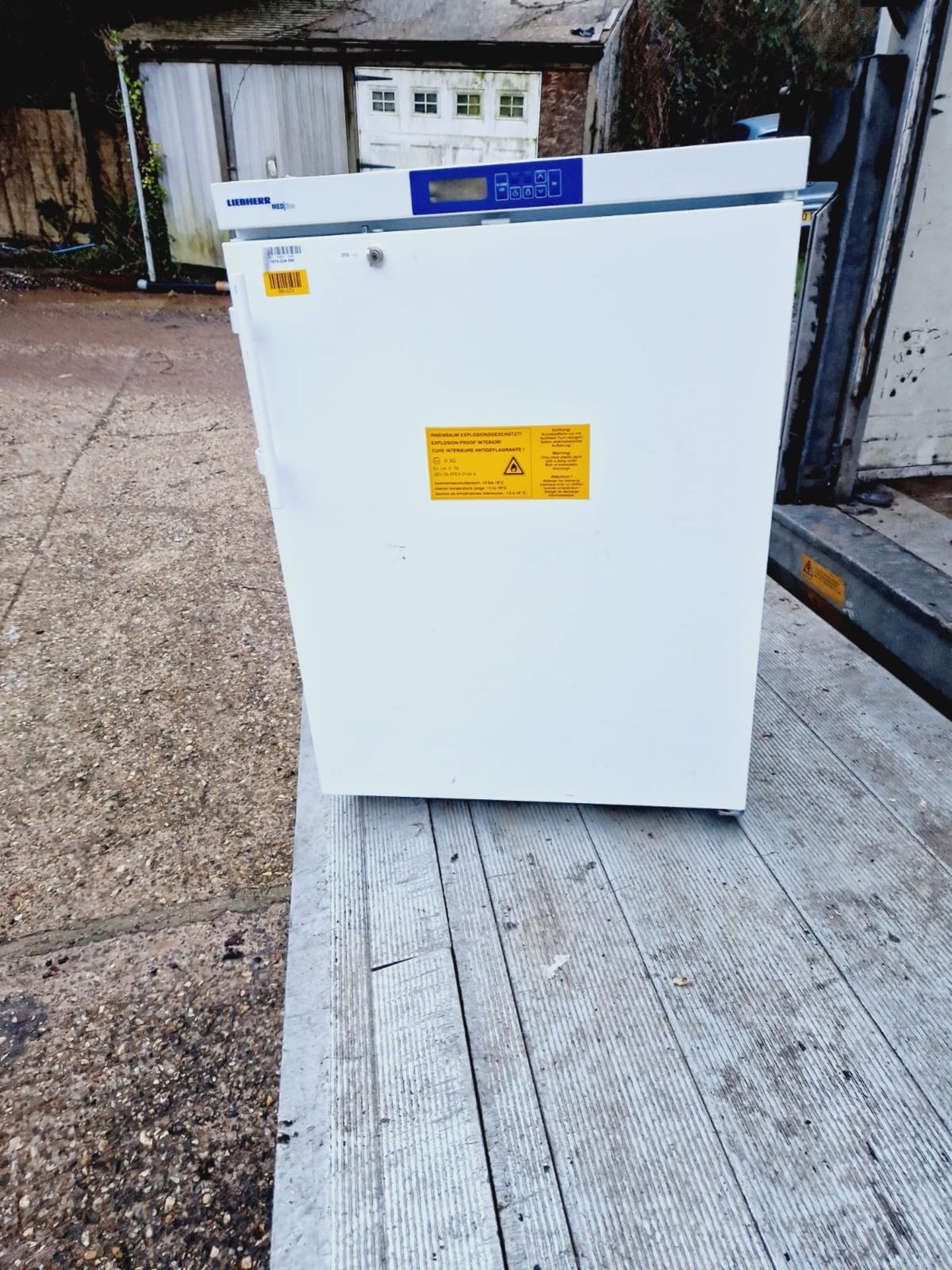 LIEBHERR UNDER COUNTER LAB FREEZER