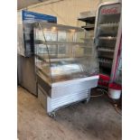 TRUE 2 DRAWER FRIDGE WITH SALAD BAR - ALMOST NEW CONDITION - FULL WORKING CONDITION