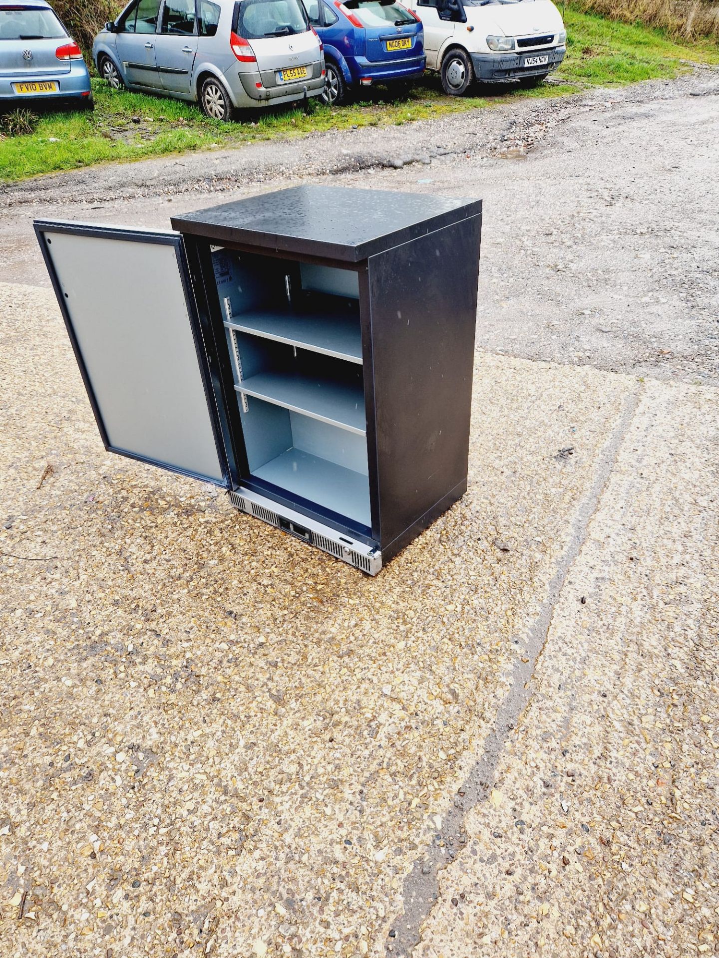 GAMCO UNDER COUNTER FRIDGE - TOP OF THE RANGE - Image 4 of 4