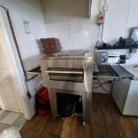 IZMAK PIZZABOY CONVENYOR 21 INCH PIZZA OVEN - NATURAL GAS