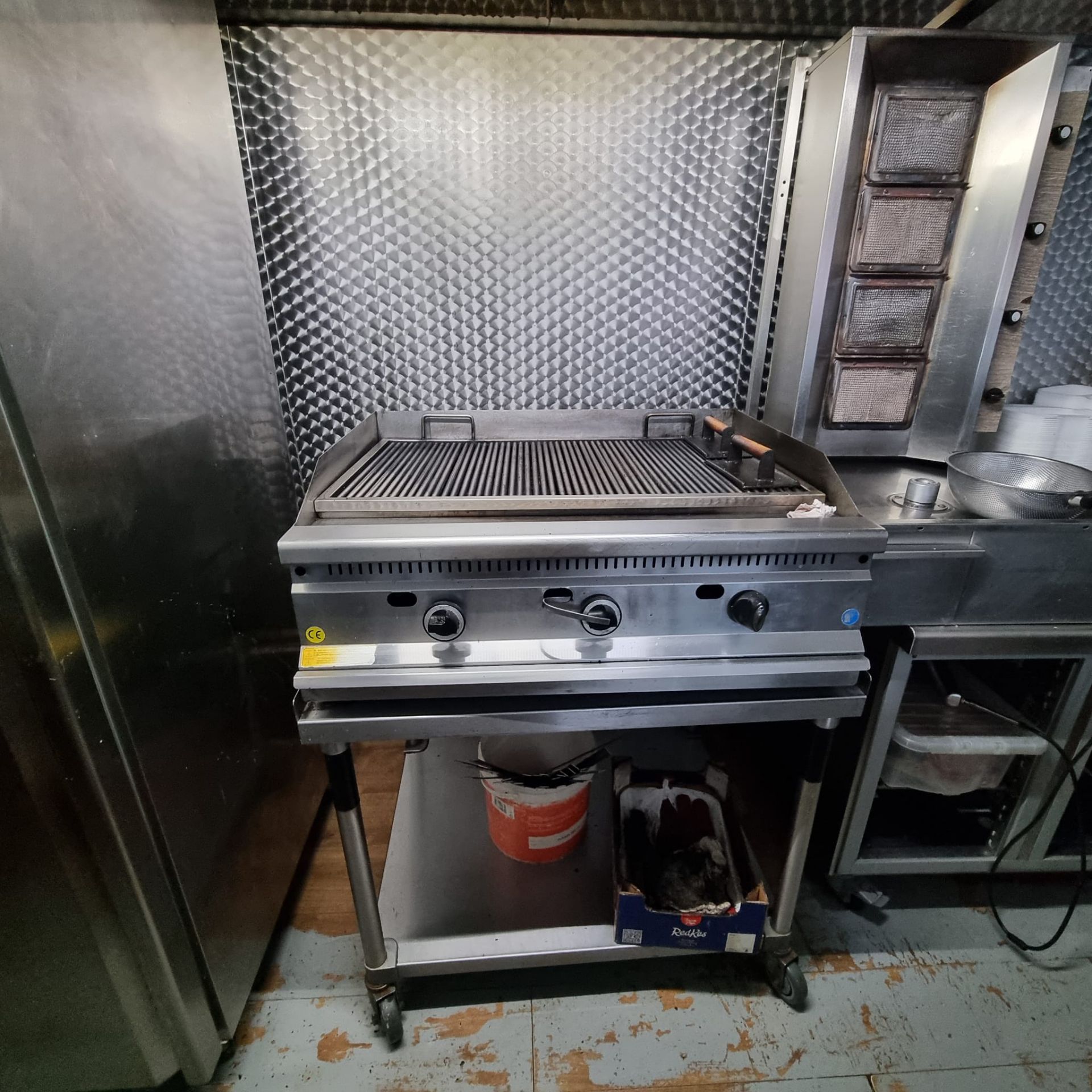 3 BURNER CHARGRILL - NATURAL GAS STILL CONNECTED IN SHOP - 900 MMW  - WATER TRAY UNDER