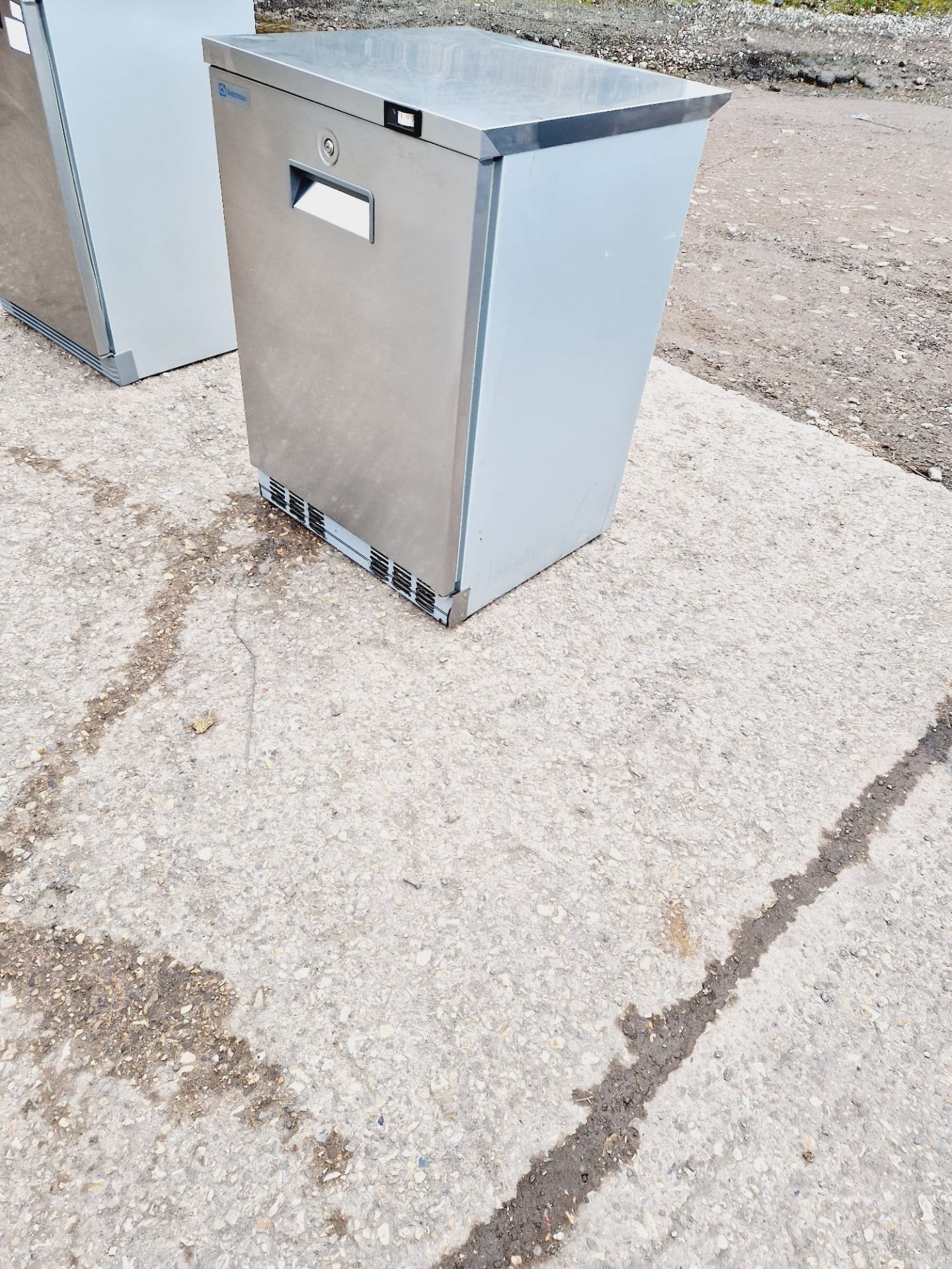 ELECTROLUX UNDER COUNTER FRIDGE - WORKING - Image 4 of 9