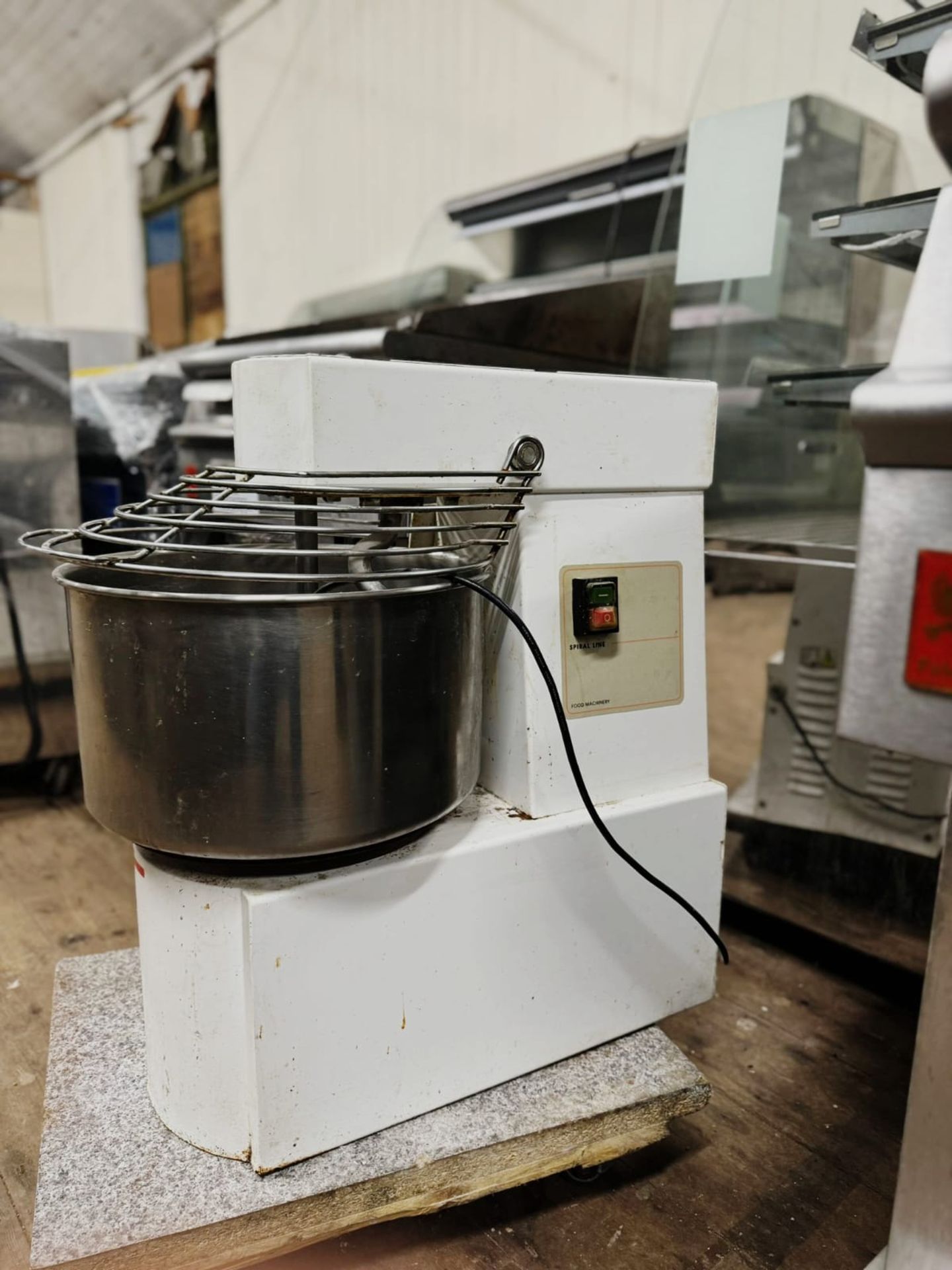 SPRIAL DOUGH MIXER 20L - FULLY WORKING CONDITION - Image 4 of 6