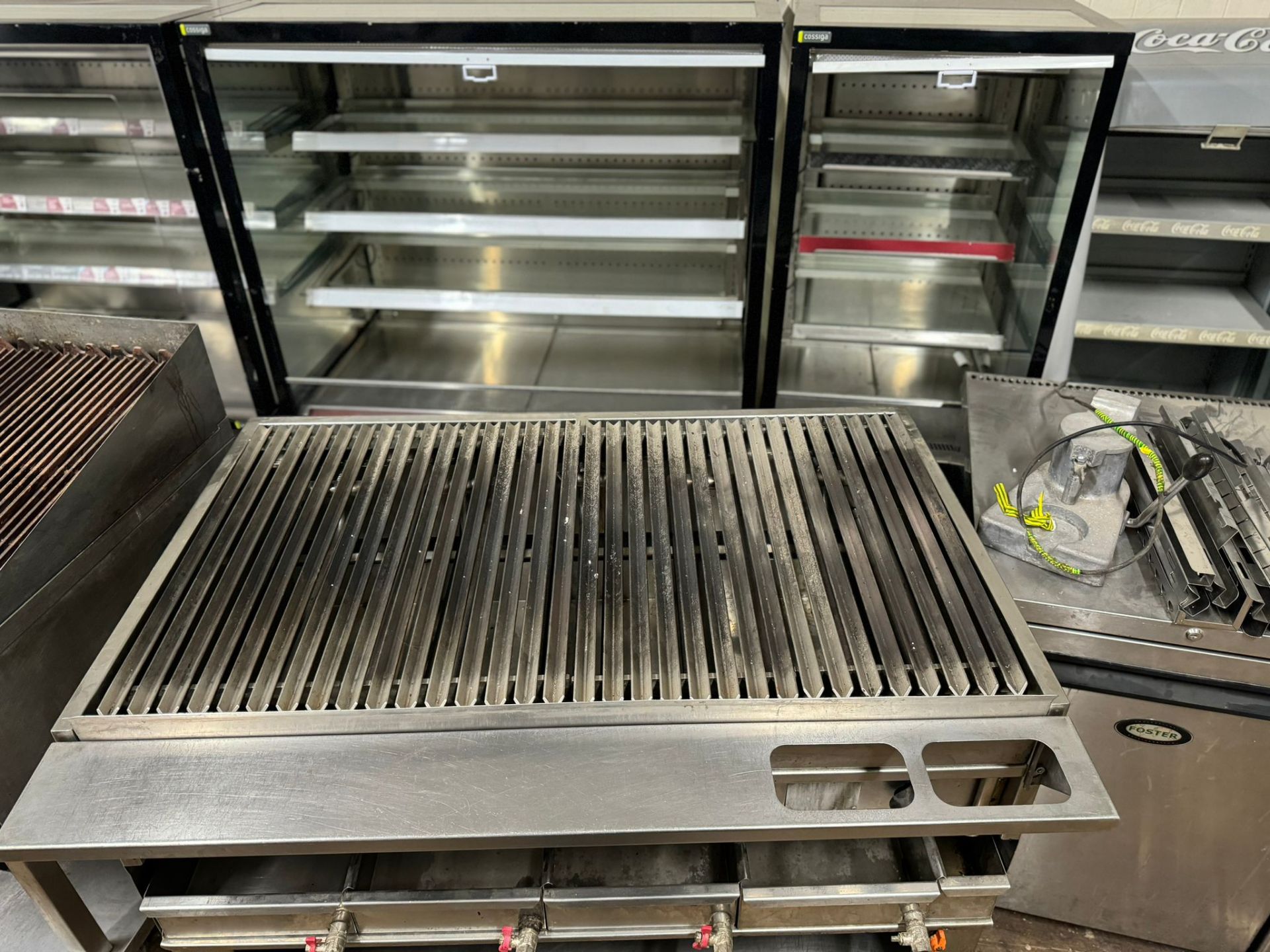 KSF CHARGRILL WITH WATER TRAY UNDER - 120 CM W - 5 BURNER NATURAL GAS BROILER  - Image 3 of 6