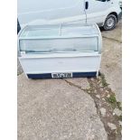 GLASS TOP FREEZER - 1500 MM W FULLY WORKING