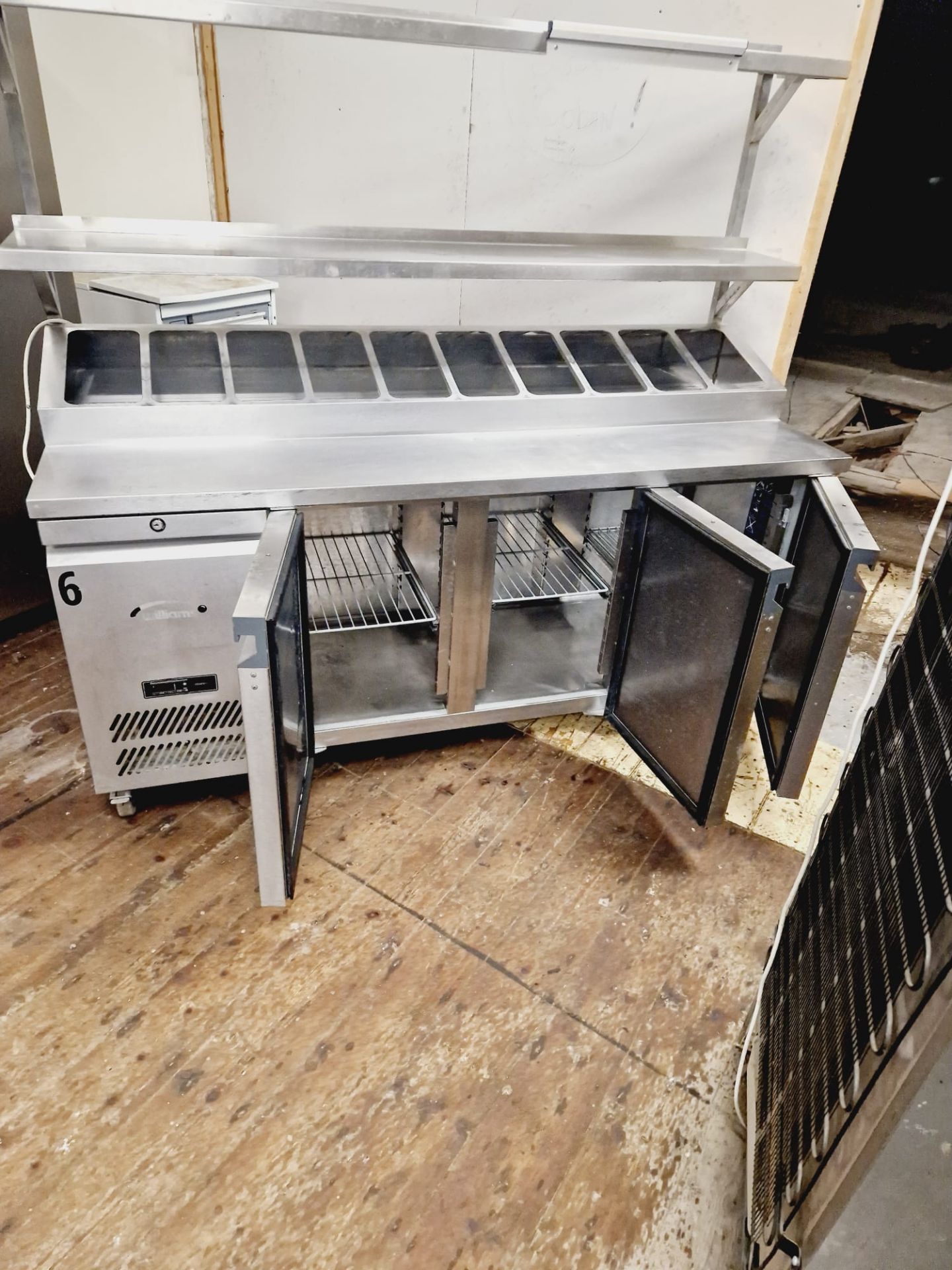 WILLIAMS 3 DOOR PIZZA PERP FRIDGE WITH SHELF -  SALAD BAR - FULLY WORKING AND SERVICED - Image 2 of 6