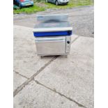 BLUE SEAL GAS SOLID TOP WITH OVEN