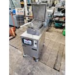 HENNY PENNY FASTRON PRESSURE FRYER - FRIED CHICKEN MACHINE - FULLY REFURBISHED AND FULLY WORKING.