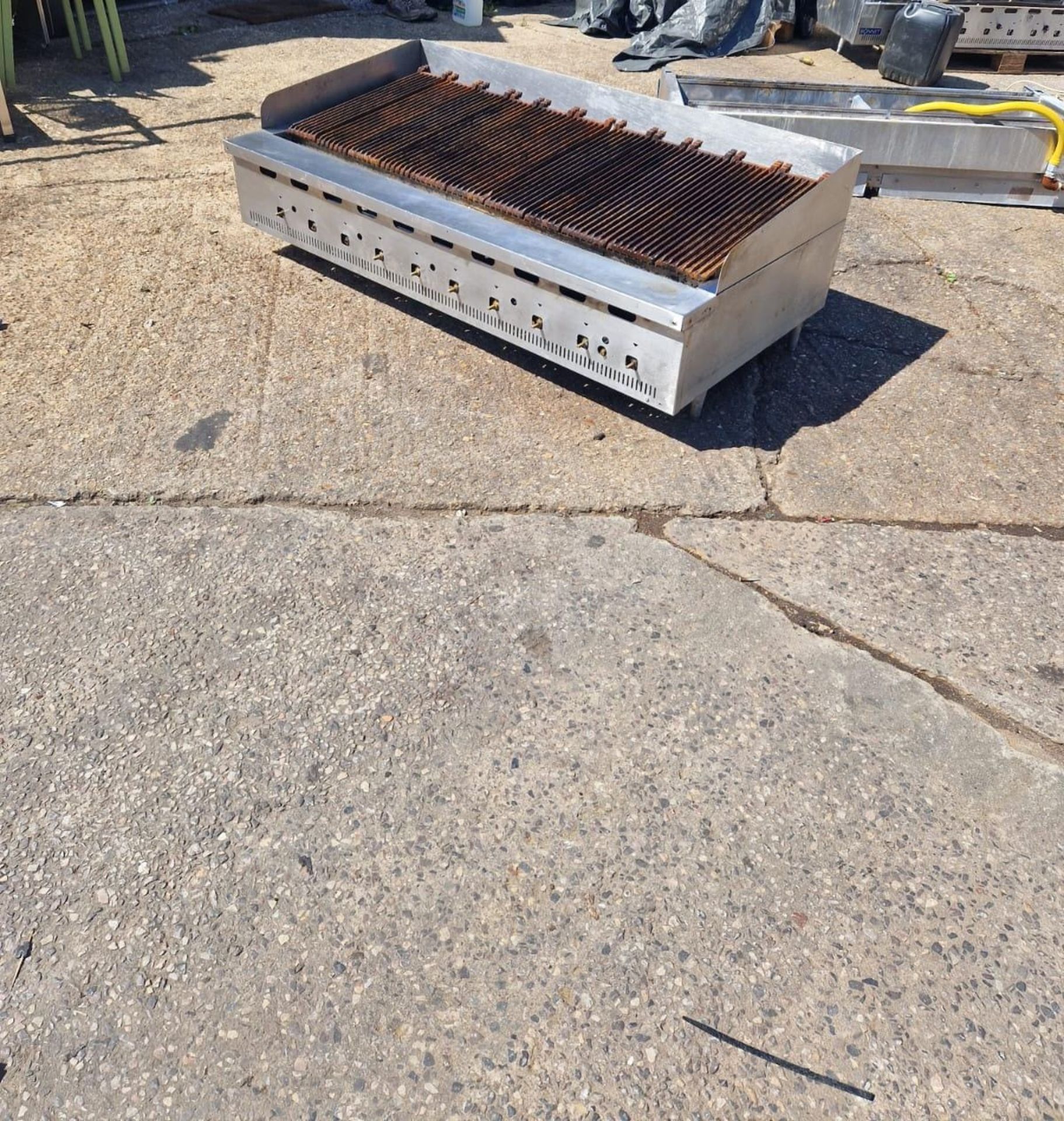 BONNET 1500 MM LONG CHARGRILL 