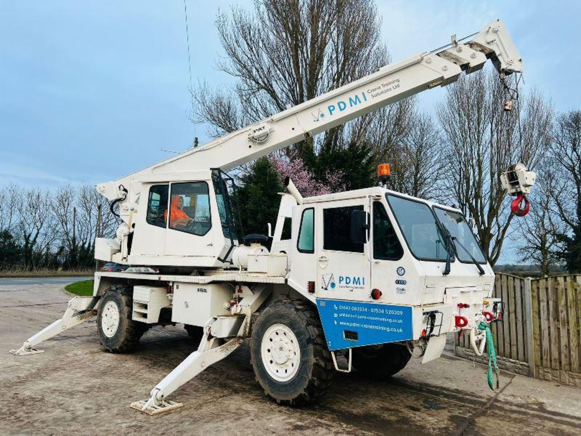 GROVES COLES 315M MKII 4X4 ROUGH TERRAIN 18M CRANE C/W DOUBLE PUSH OUT BOOM - Image 4 of 18