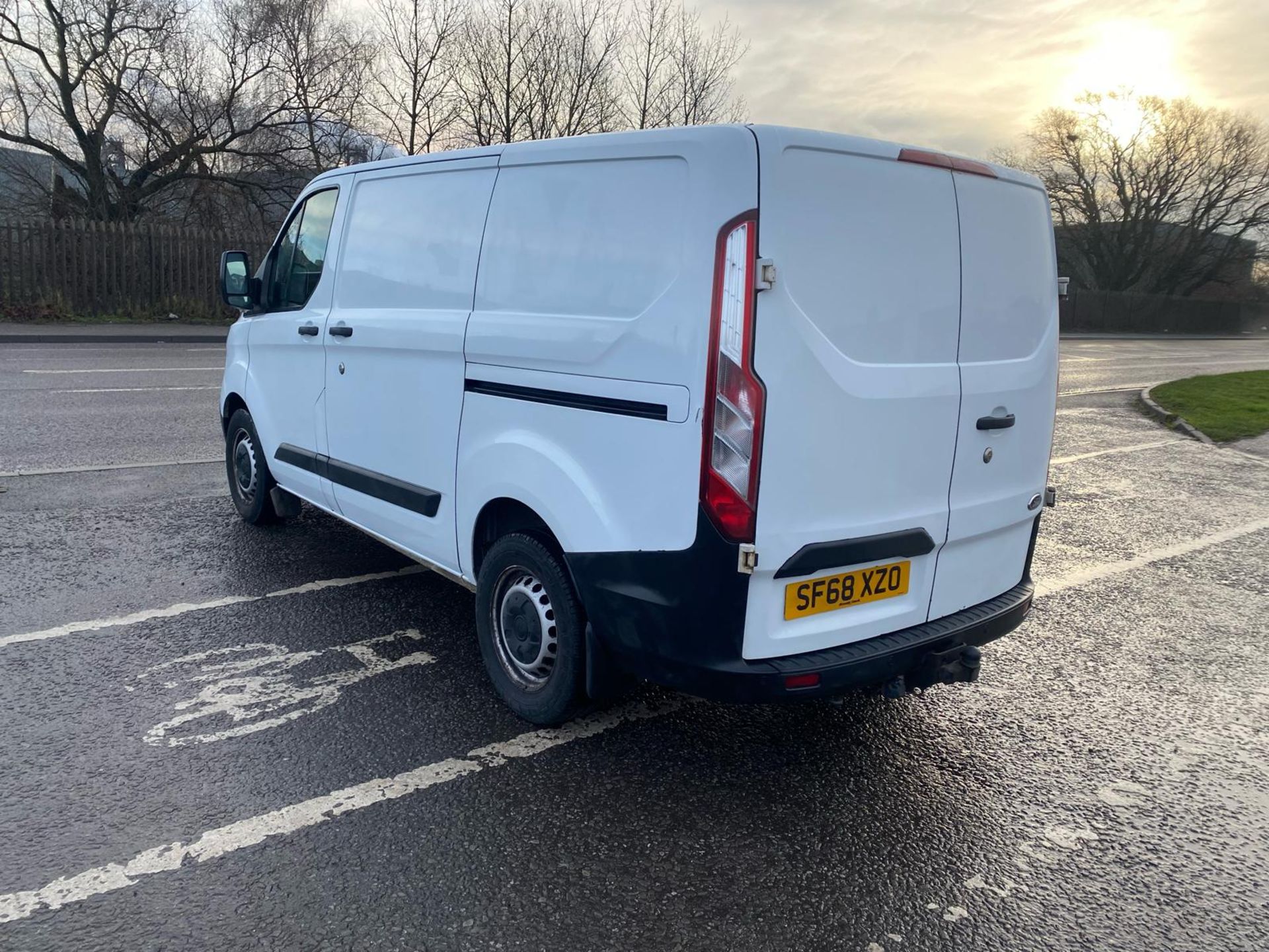 2018 68 FORD TRANSIT CUSTOM PANEL VAN - 118K MILES - EURO 6 - NEWER SHAPER - AIR CON - Image 11 of 12