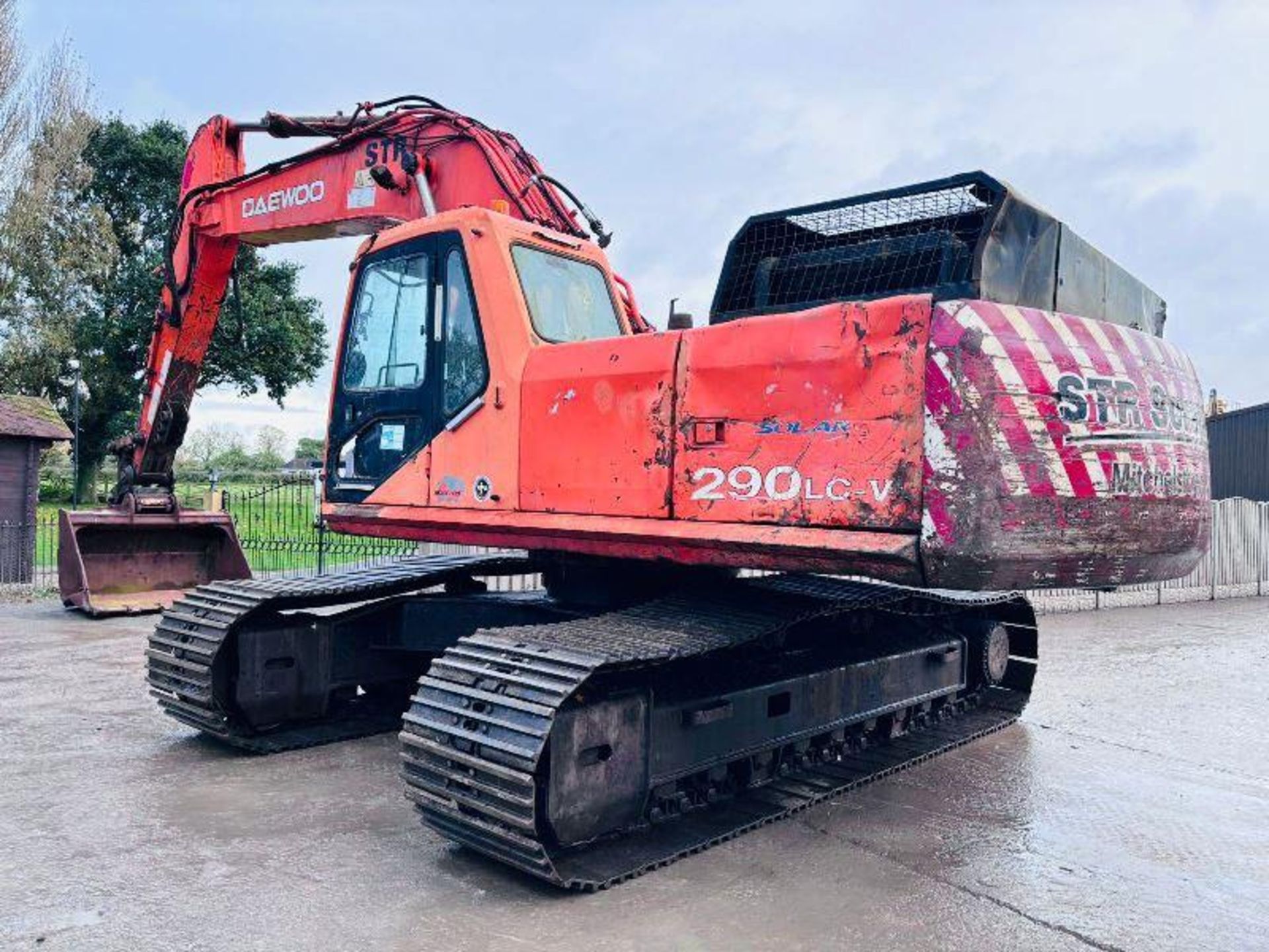 DAEWOO 290SL-V EXCAVATOR C/W QUICK HITCH & BUCKET - Image 2 of 17