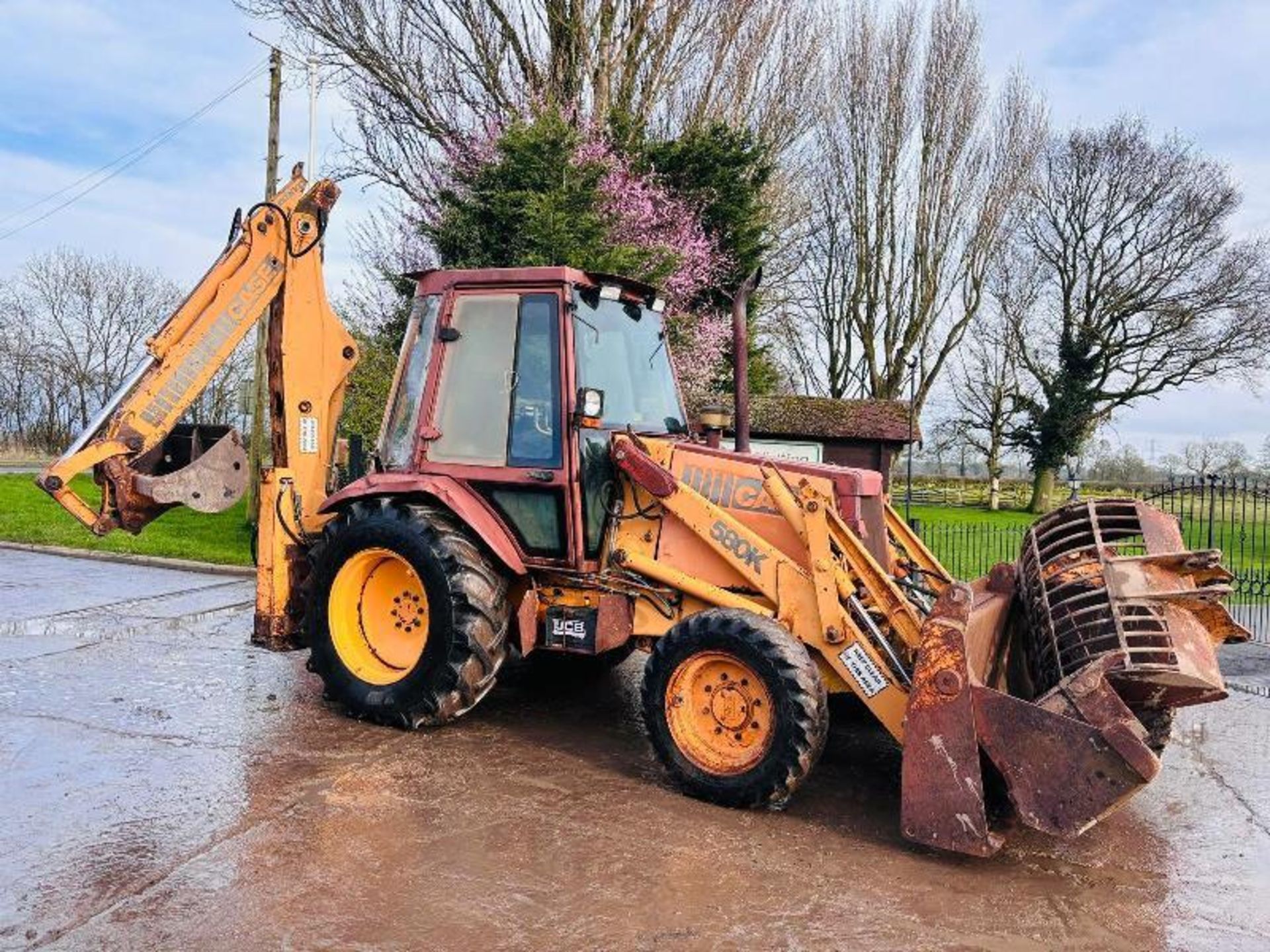 CASE 580K 4WD BACKHOE DIGGER C/W EXTENDING DIG - Image 6 of 20