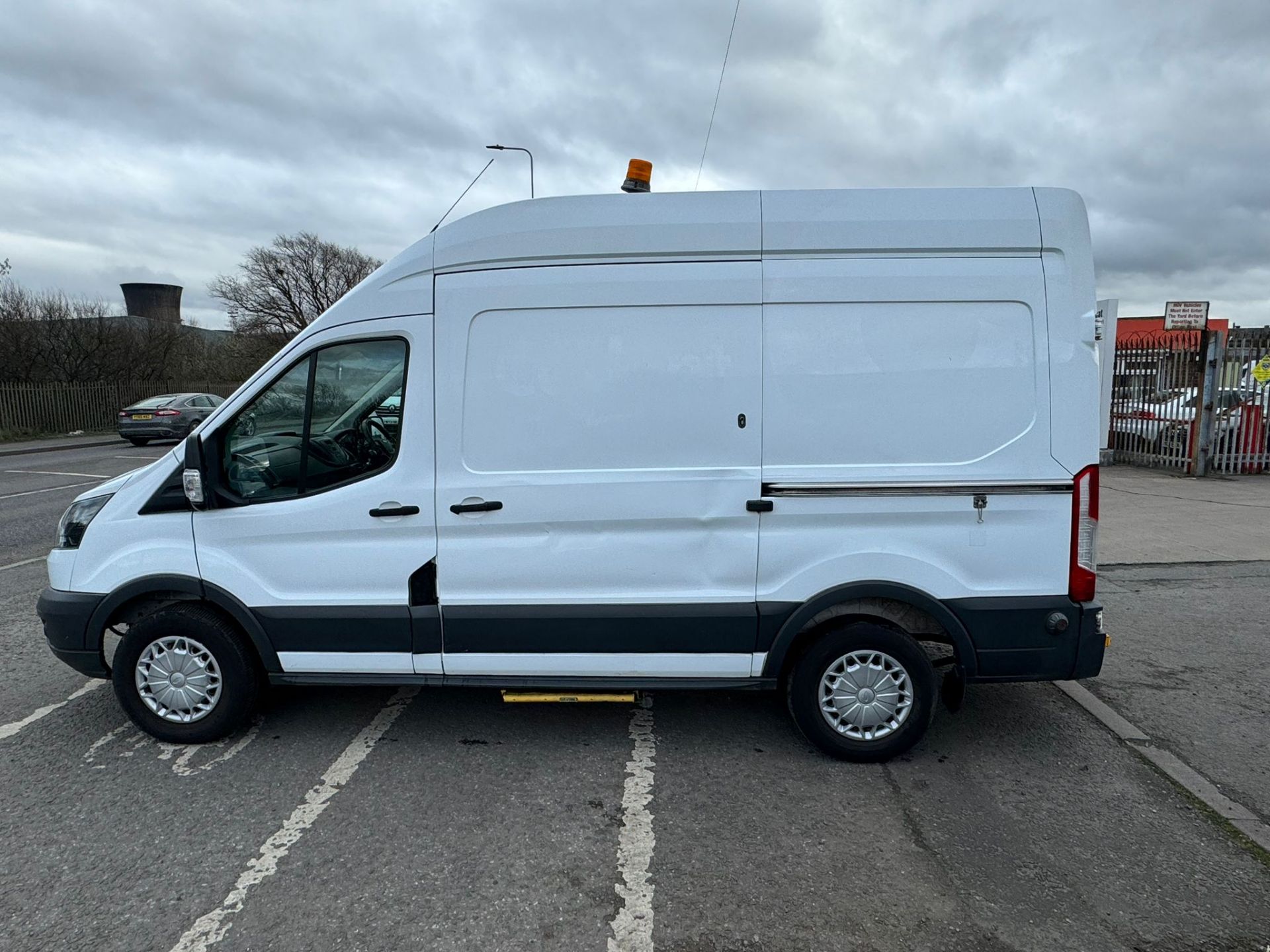 2018 18 FORD TRANSIT 350 PANEL VAN - 114K MILES - L2 H3 FWD - AIR CON - IDEAL CAMPER CONVERSION - Bild 3 aus 14