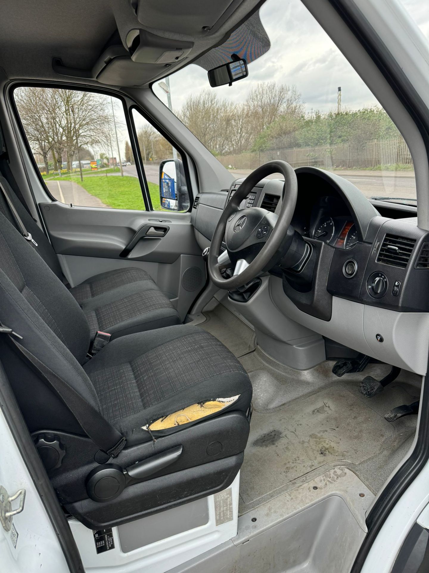 2018 68 MERCEDES SPRINTER CAGED TIPPER - 63K MILES - EURO 6 - 1 KEY - Image 7 of 13