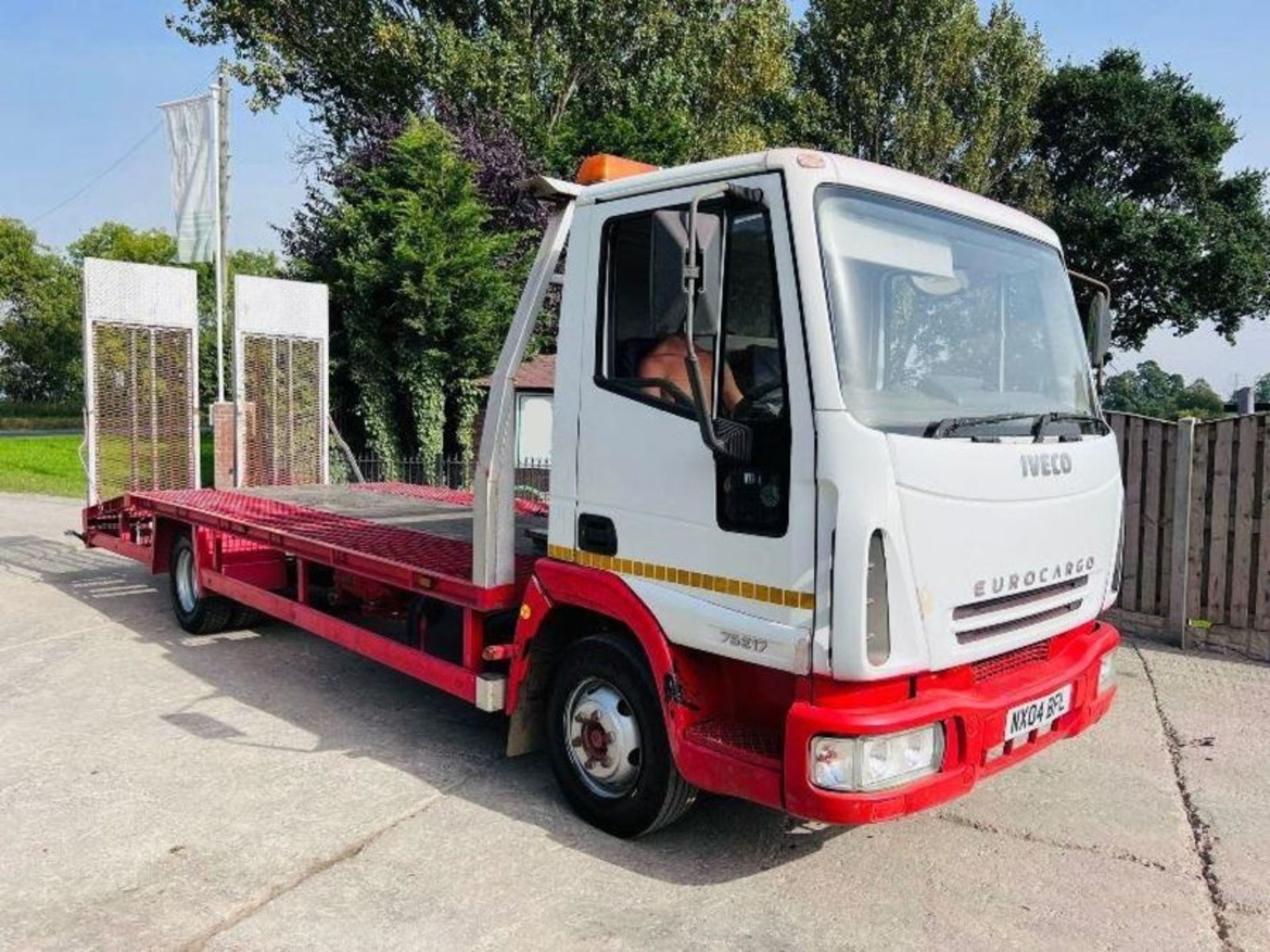 IVECO ML75E17 4X2 BEAVER TAIL LORRY C/W RAMPS