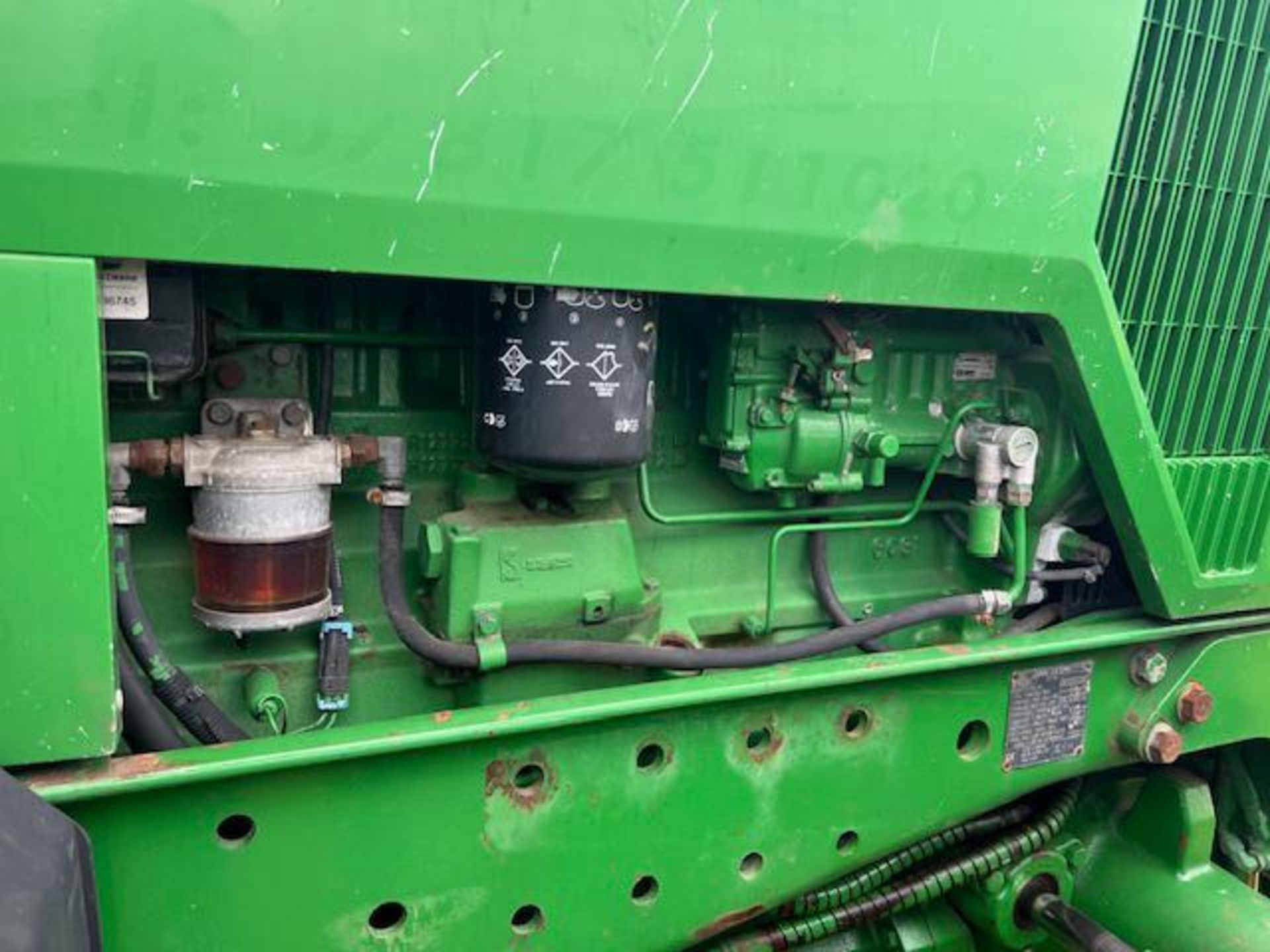 2000 JOHN DEERE 7810 TRACTOR - AIR CON - 10600 HOURS - Image 11 of 19