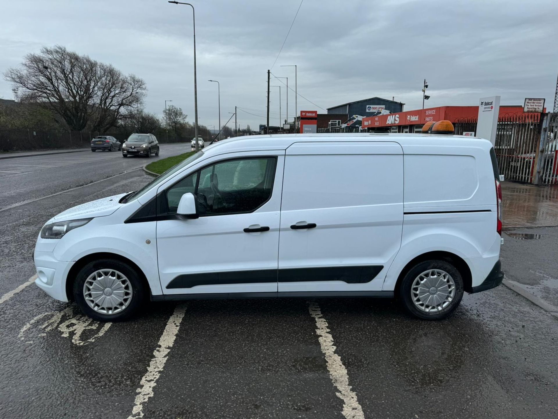 2015 15 FORD TRANSIT CONNECT LWB PANEL VAN - 95K MILES - AIR CON - TWIN SIDE DOORS - EX WATER BOARD - Bild 8 aus 11