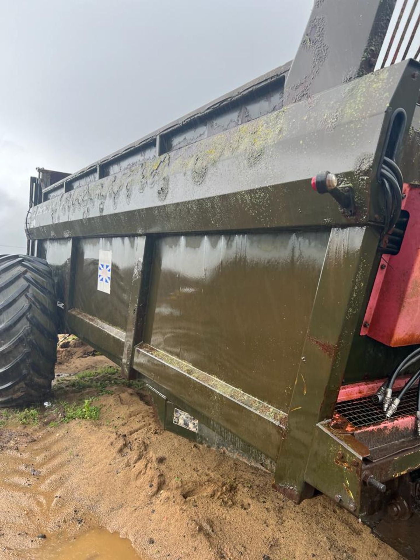 2004 RICHARD WESTERN 12 TON MUCK SPREADER - Image 4 of 7