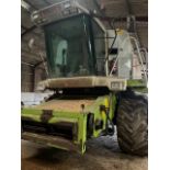 1999 CLAAS LEXION 460 - 3020 HOURS - 24FT HEADER 