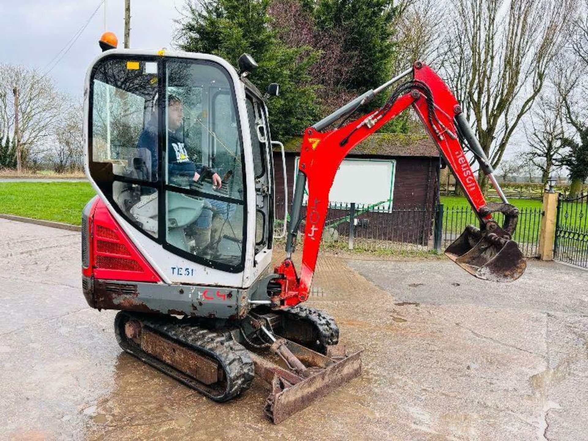 NEUSON TE51 TRACKED EXCAVATOR C/W EXPANDING TRACKS - Image 13 of 16