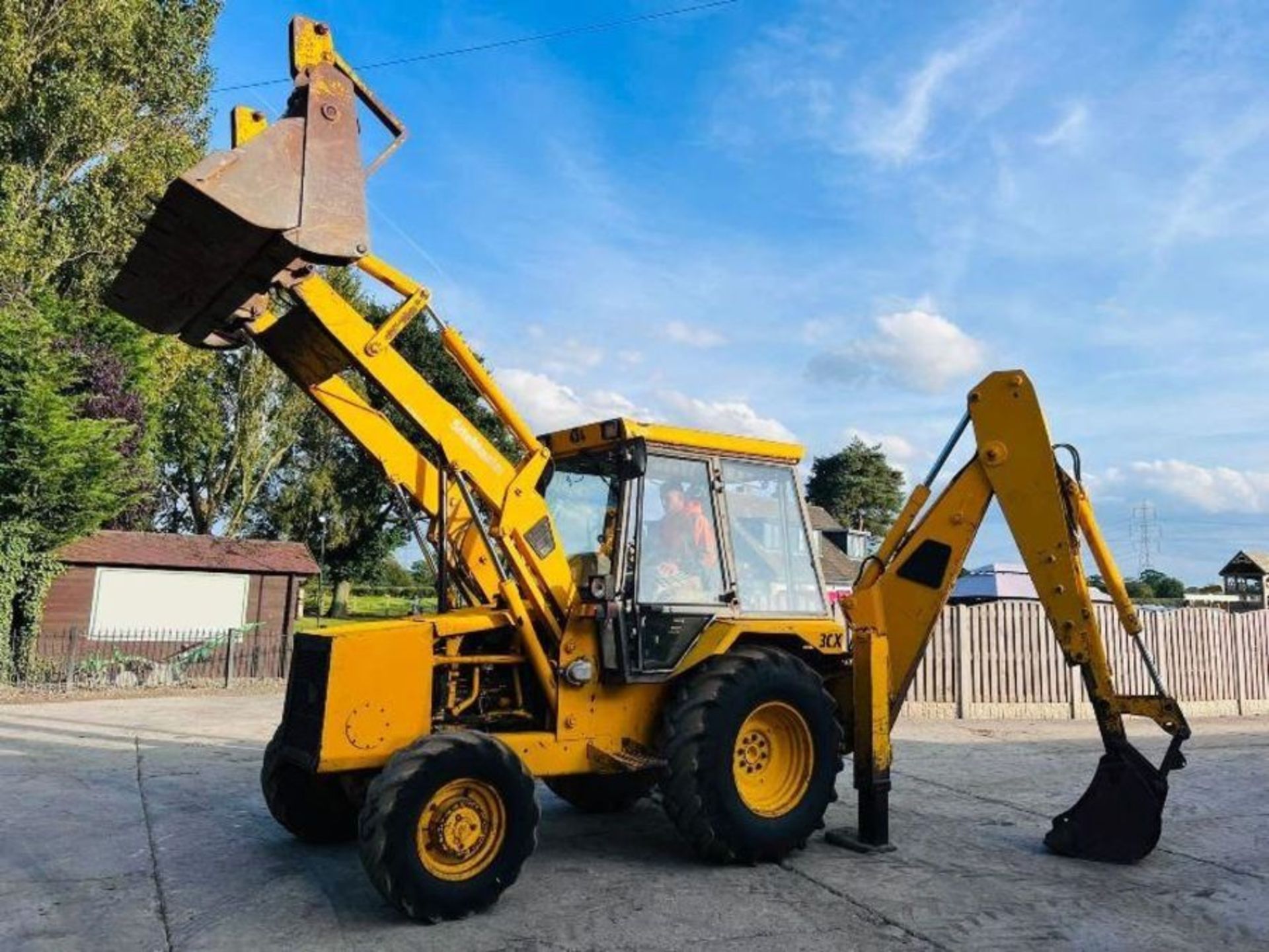 JCB 3CX PROJECT 7 4WD BACKHOE DIGGER C/W EXTENDING. - Bild 12 aus 15