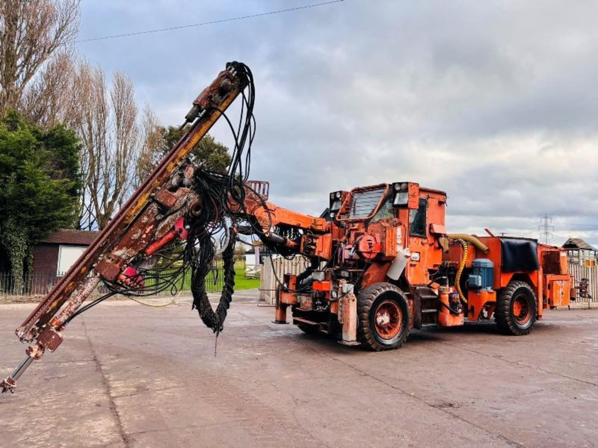 TAMROCK ROBOLT H530-50 PCMSW DRILLING C/W DEUTZ ENGINE - Image 15 of 17