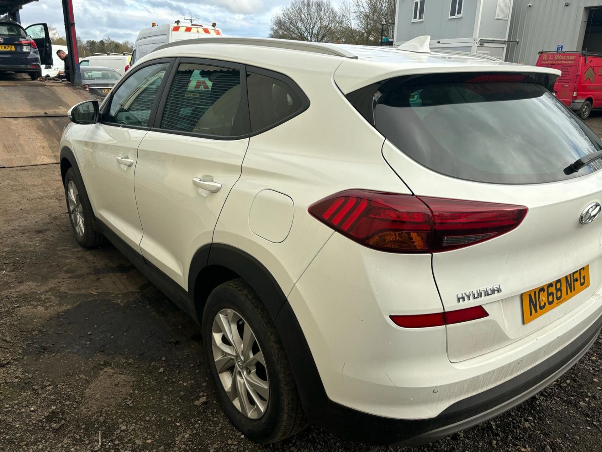 2019 68 HYUNDAI TUCSON SUV ESTATE - 1.6 CRDI - 73K MILES - 4 SERVICES - NON RUNNER - Image 2 of 9